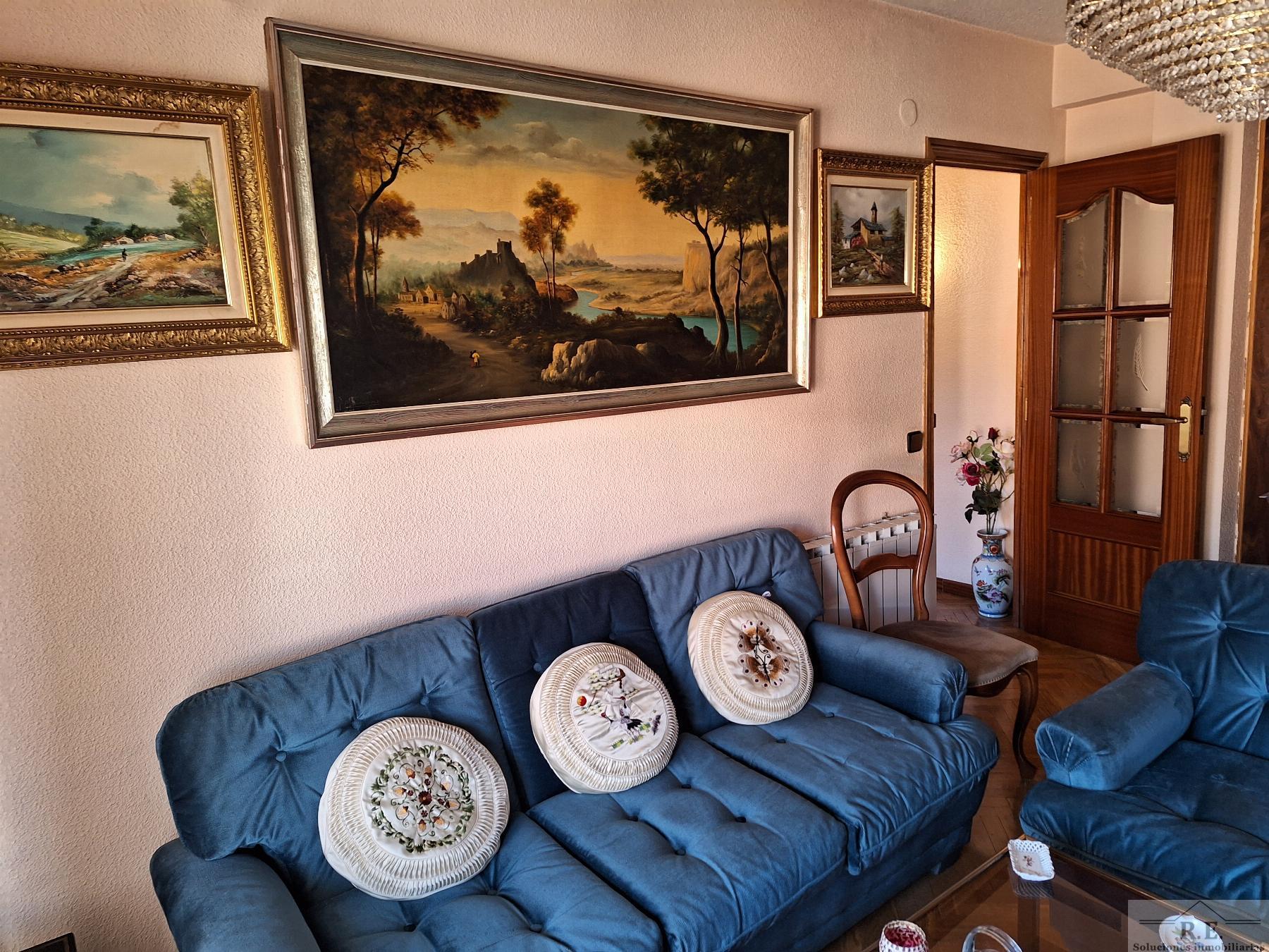 For sale of flat in Madrid