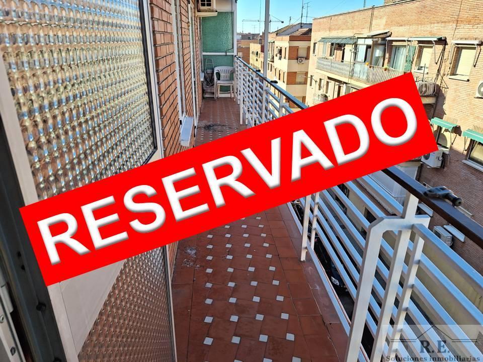 For sale of flat in Madrid