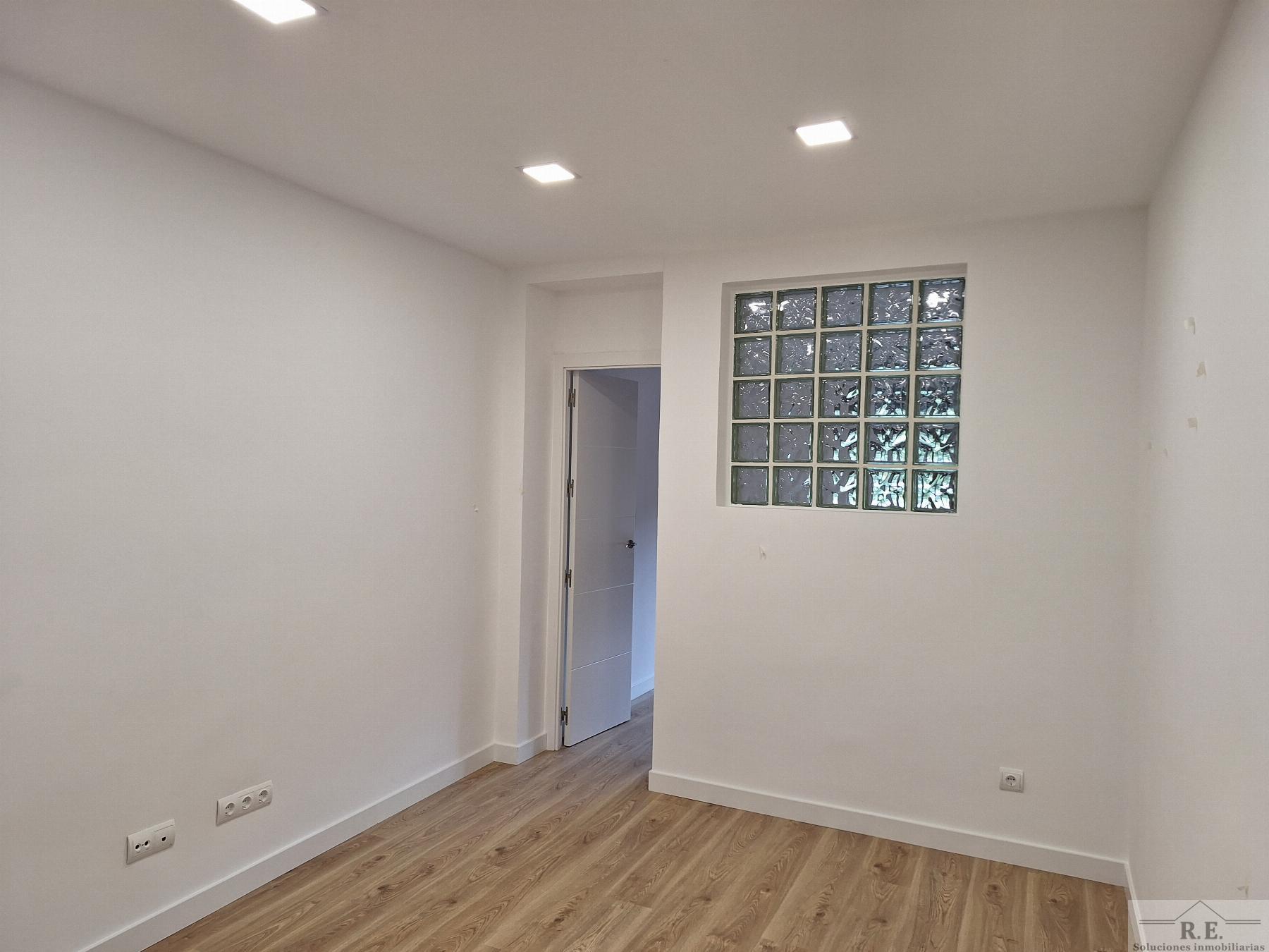 For rent of apartment in Madrid