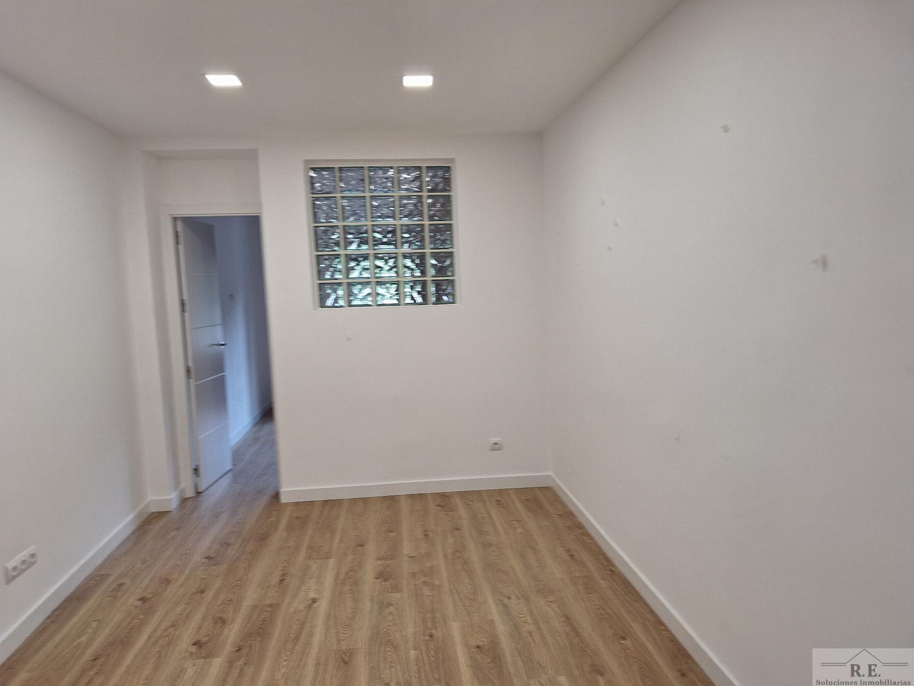 For rent of apartment in Madrid