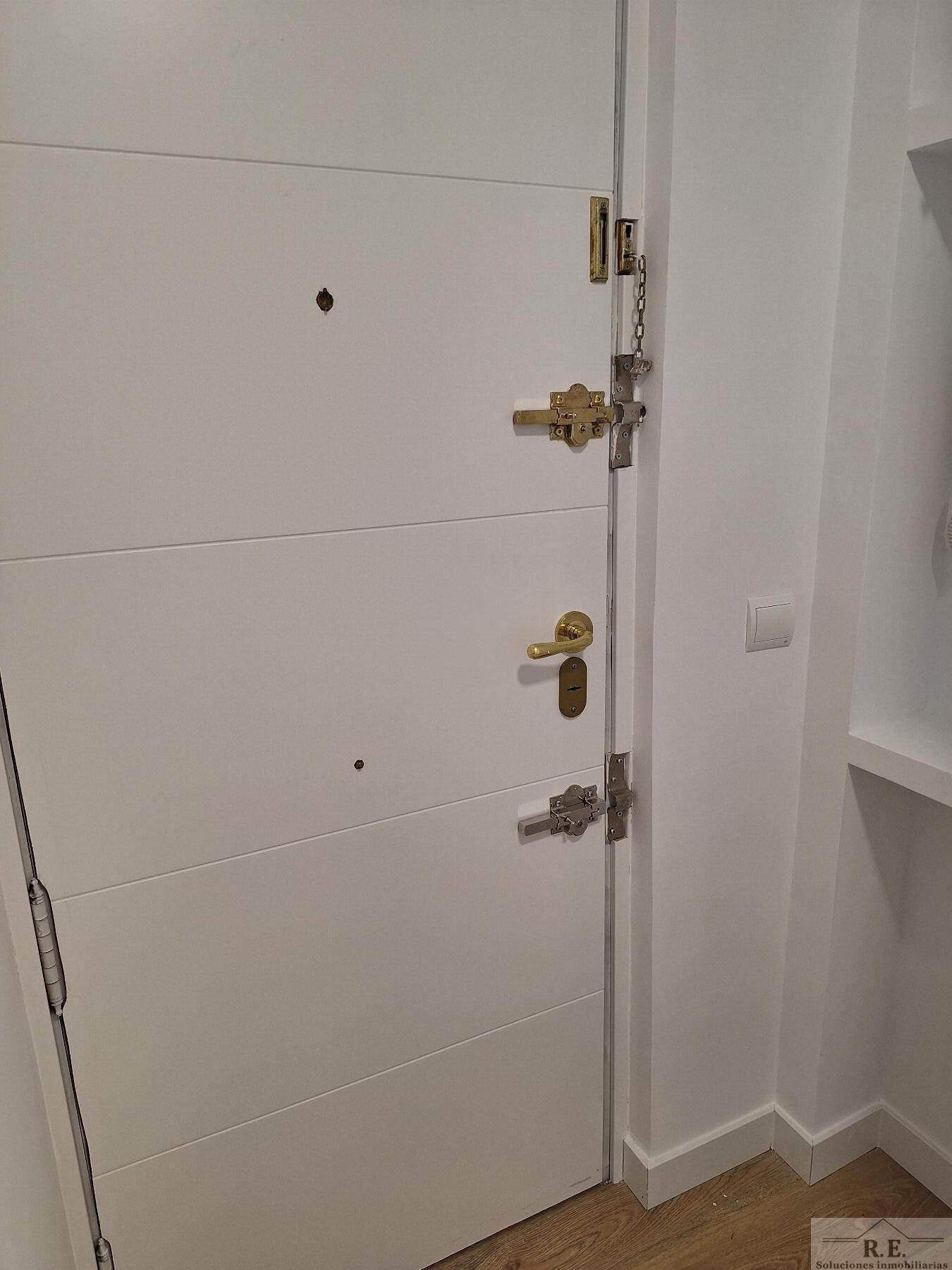 For rent of apartment in Madrid