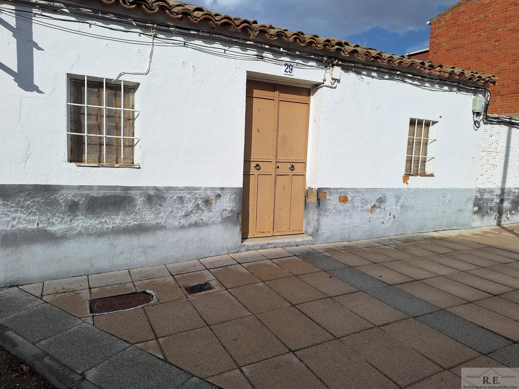 For sale of house in Santa Olalla