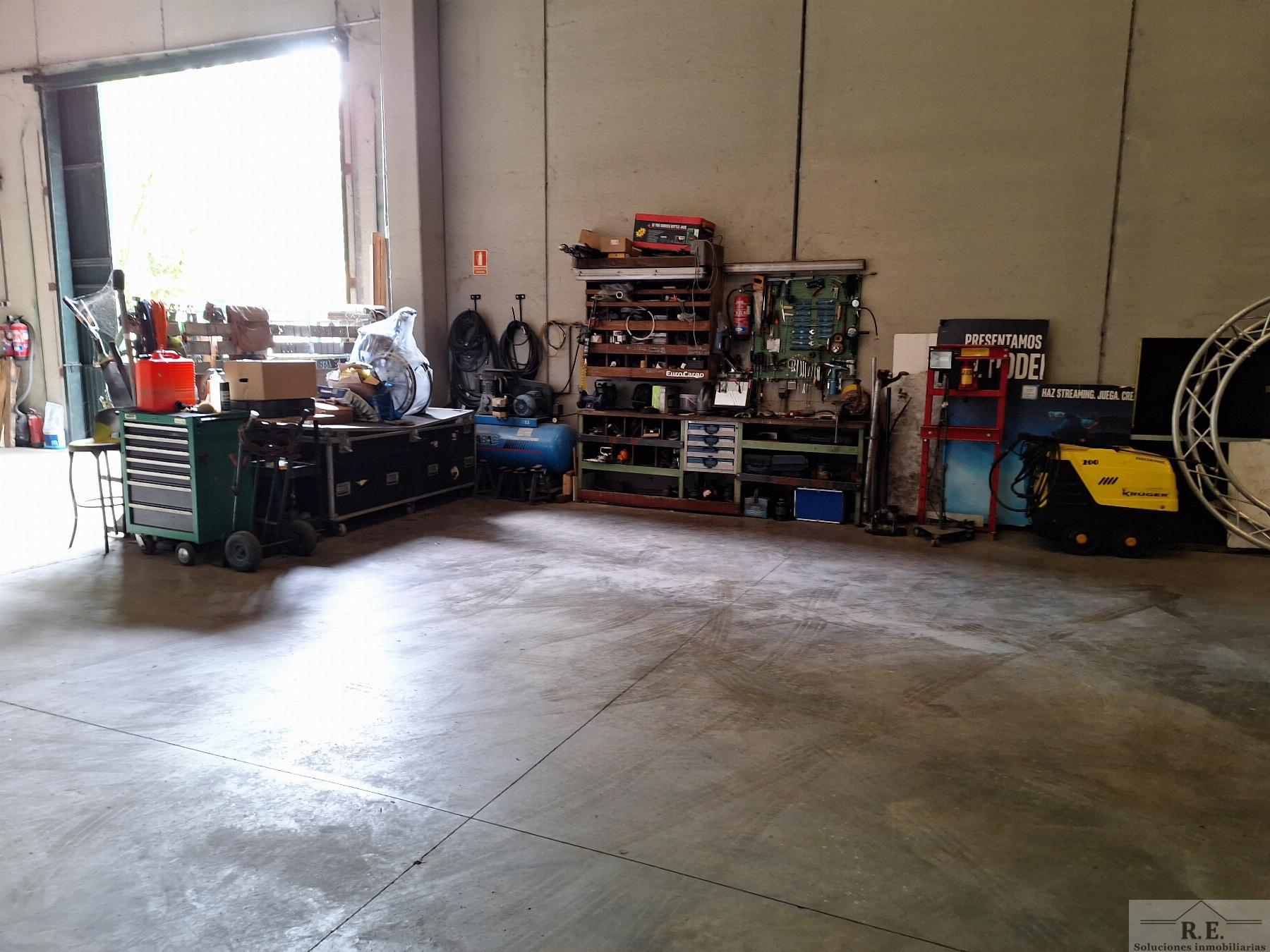 For rent of industrial plant/warehouse in Rivas-Vaciamadrid