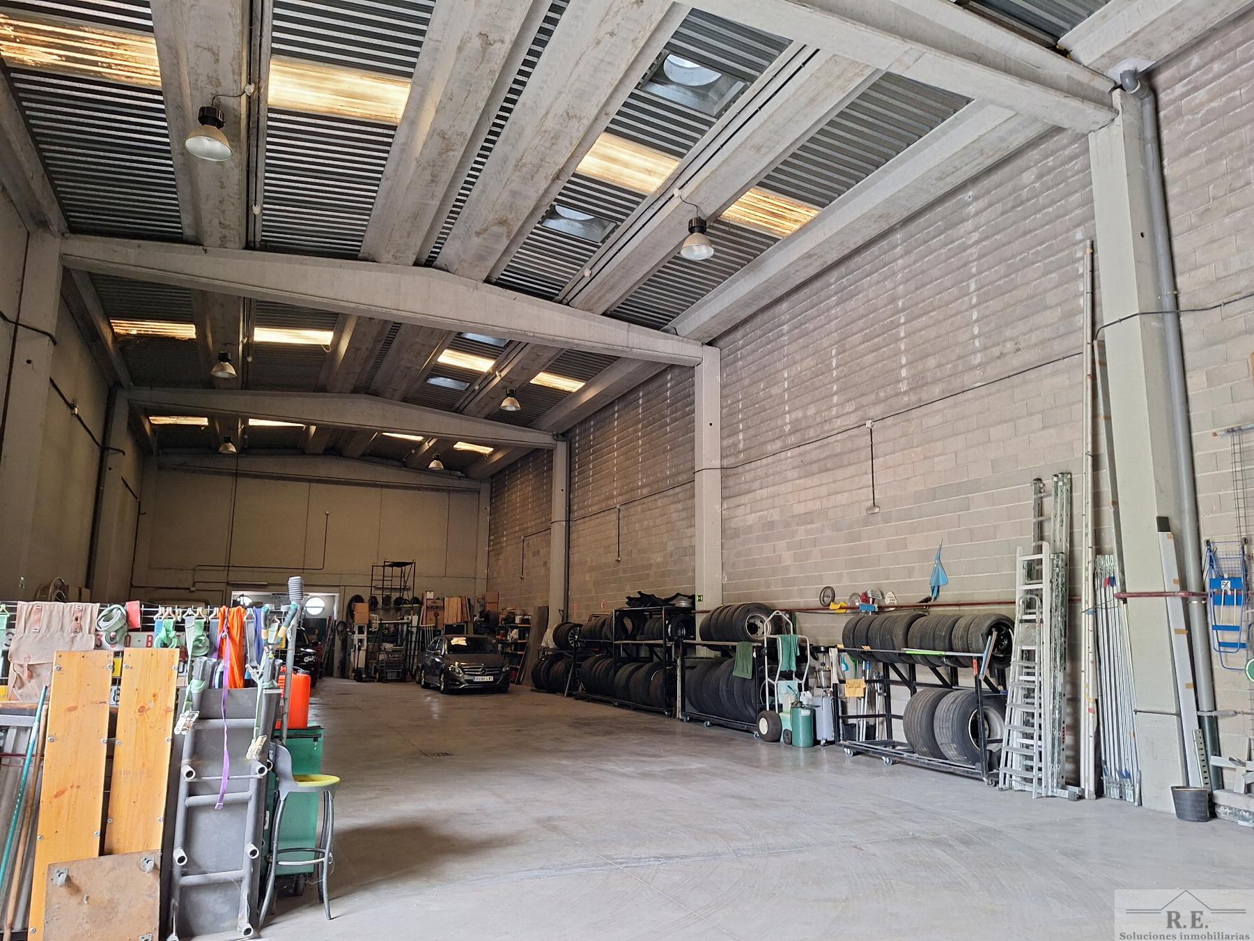 For rent of industrial plant/warehouse in Rivas-Vaciamadrid
