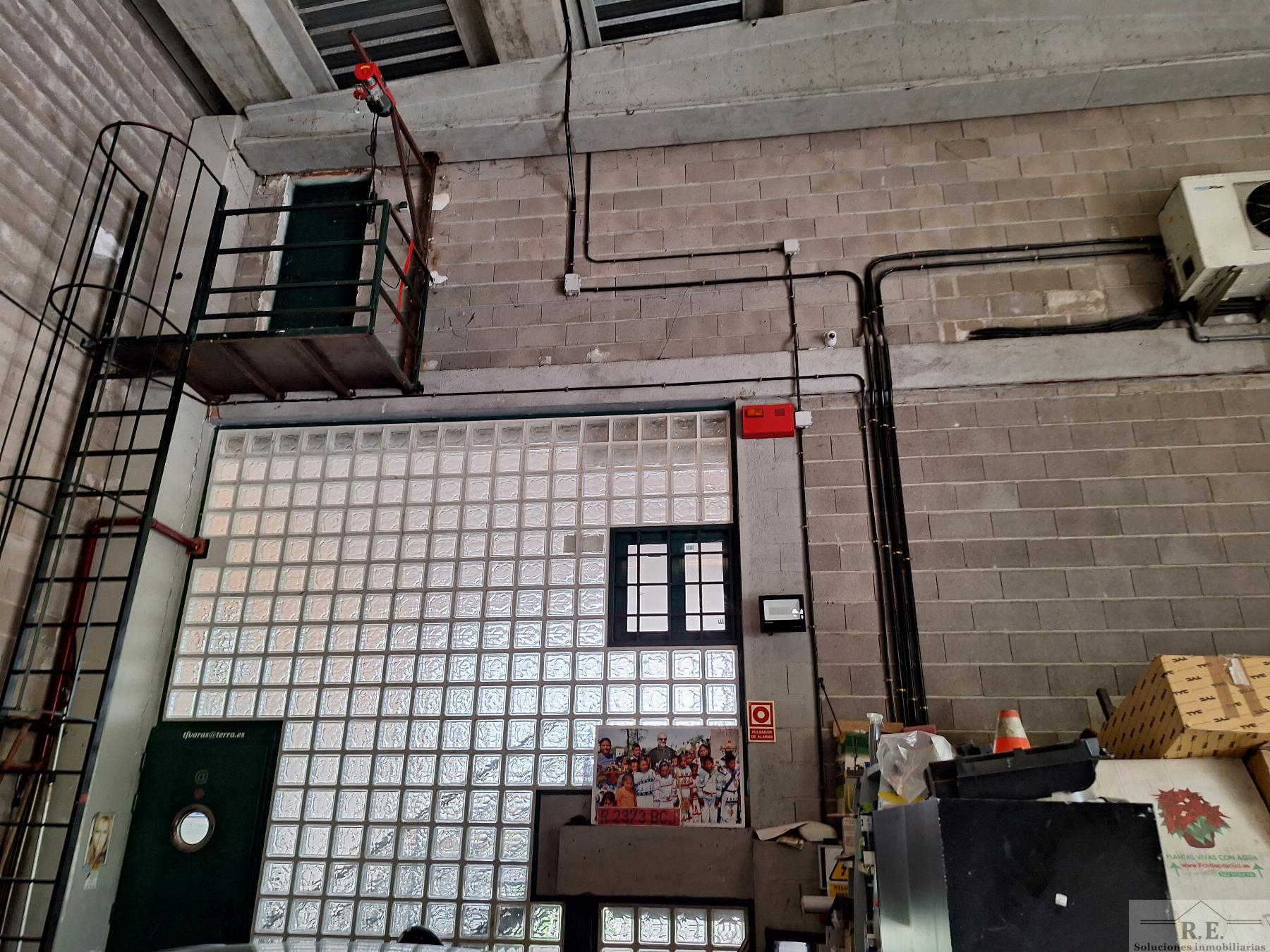 For rent of industrial plant/warehouse in Rivas-Vaciamadrid