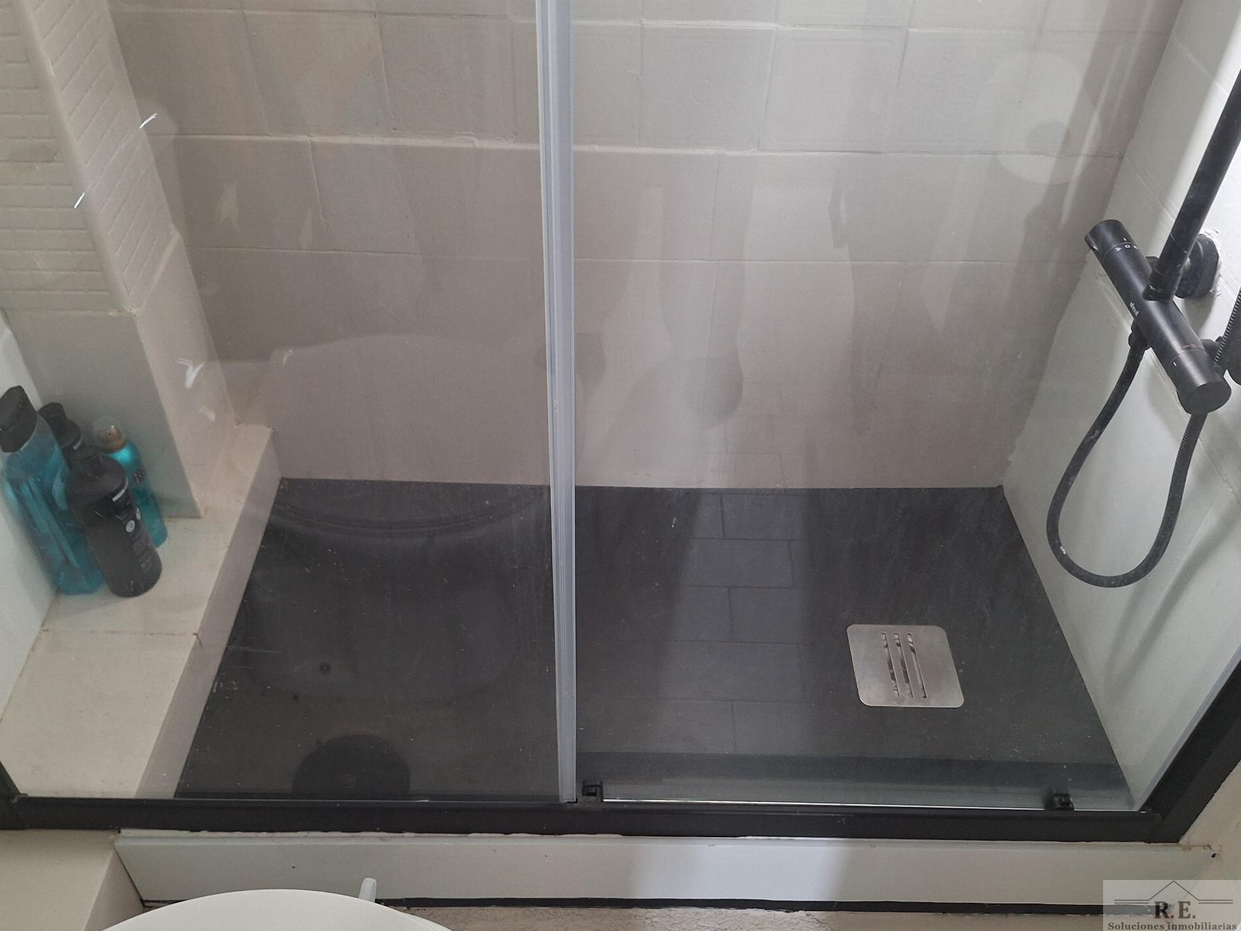 For sale of flat in Madrid