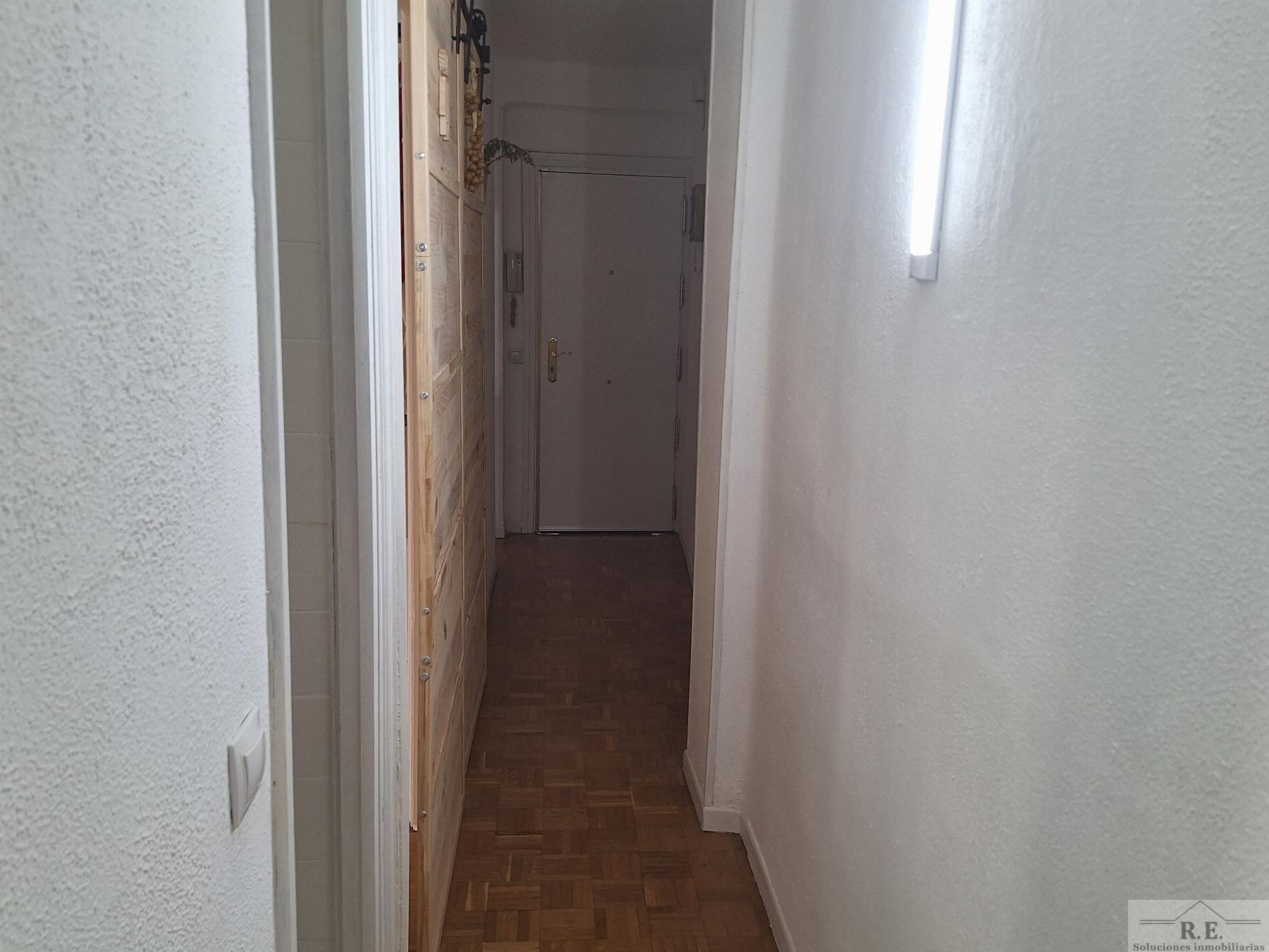 For sale of flat in Madrid