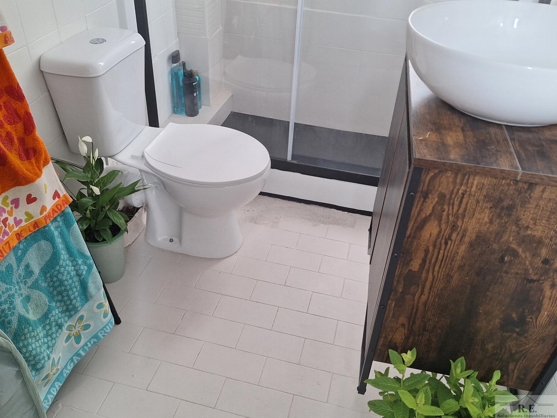 For sale of flat in Madrid