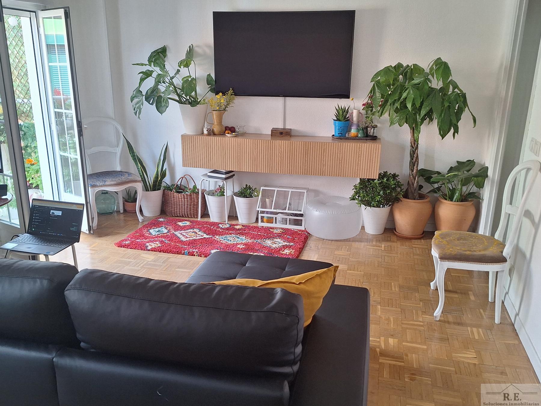 For sale of flat in Madrid