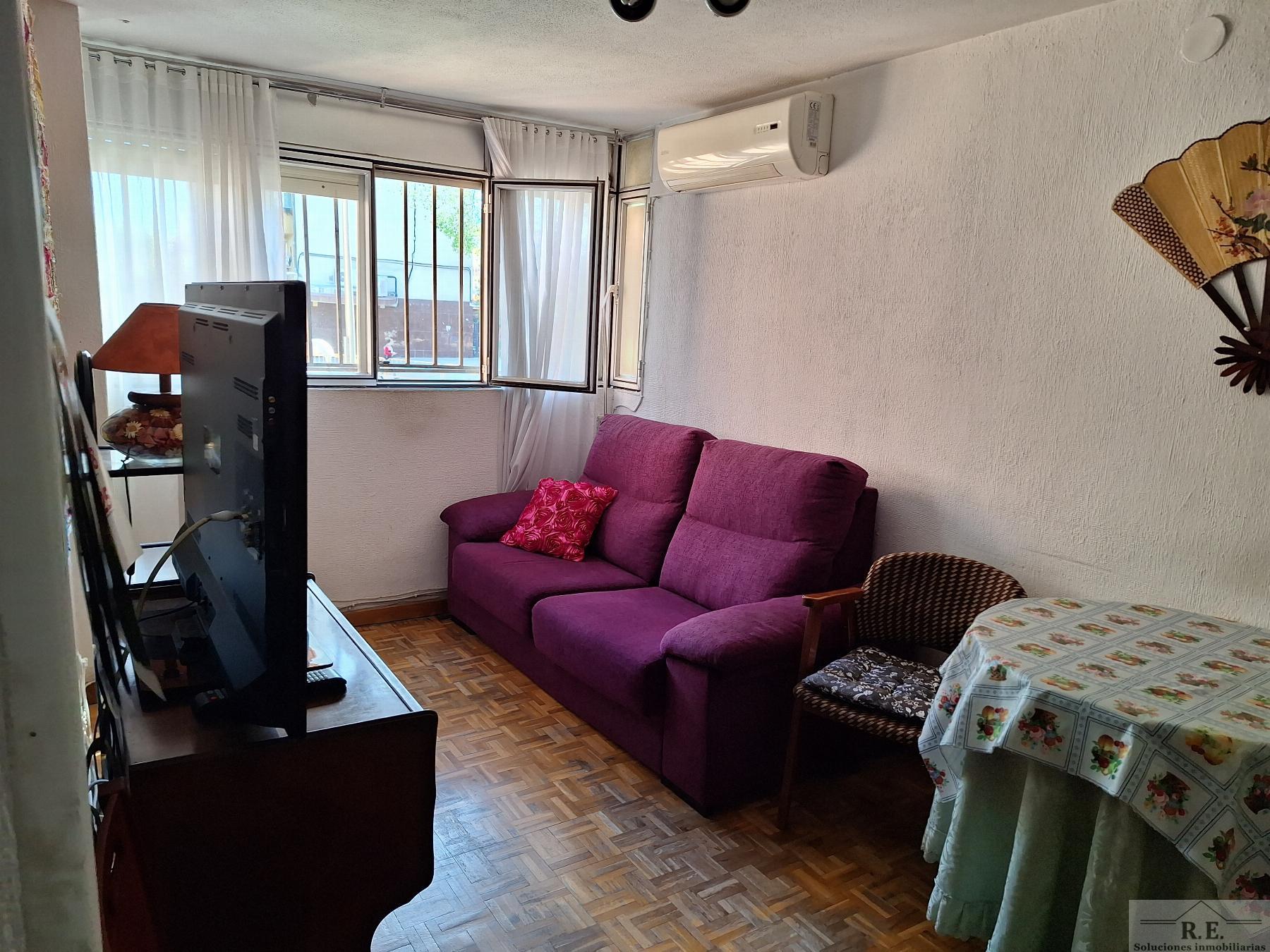 For sale of flat in Madrid