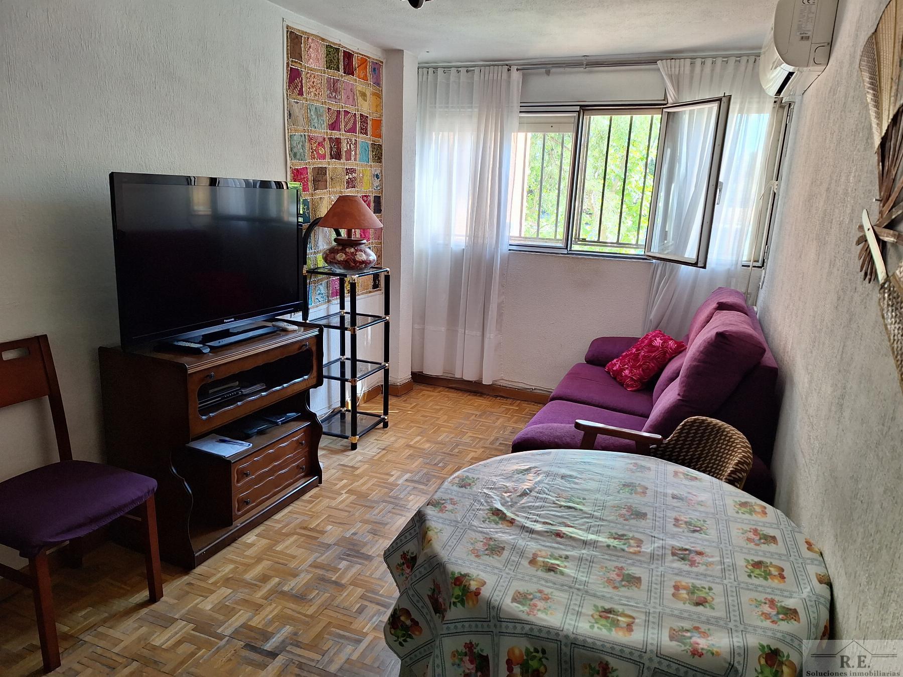 For sale of flat in Madrid