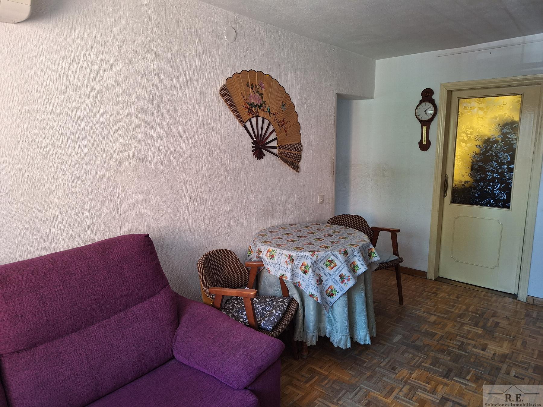 For sale of flat in Madrid