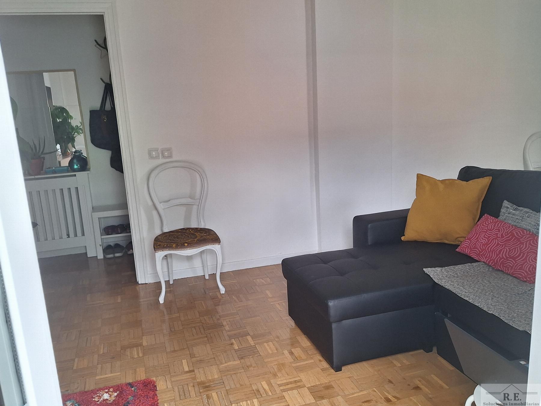 For sale of flat in Madrid