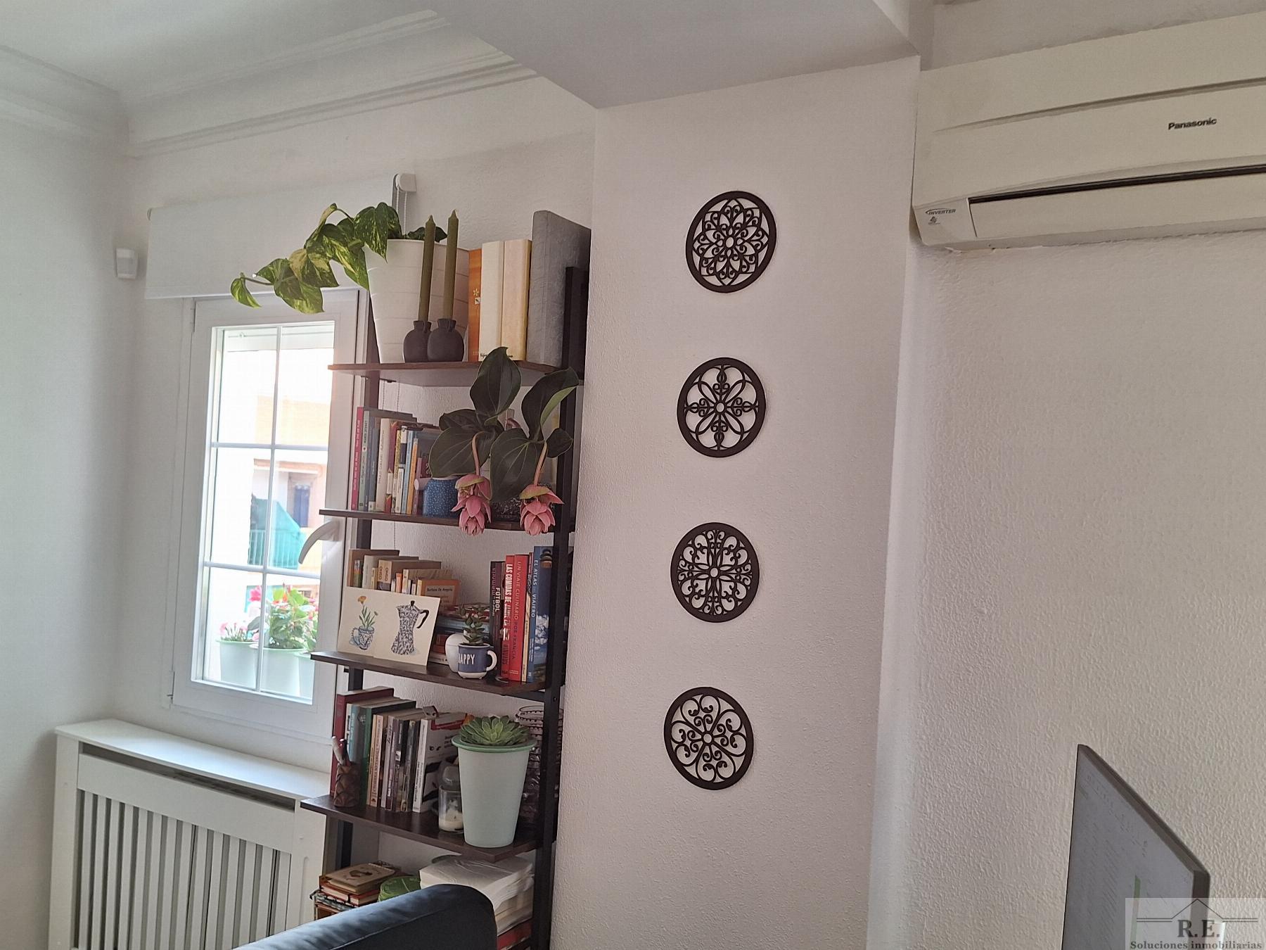 For sale of flat in Madrid