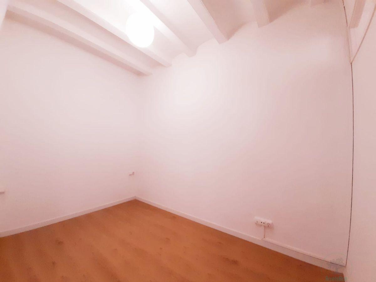 For rent of flat in Barcelona