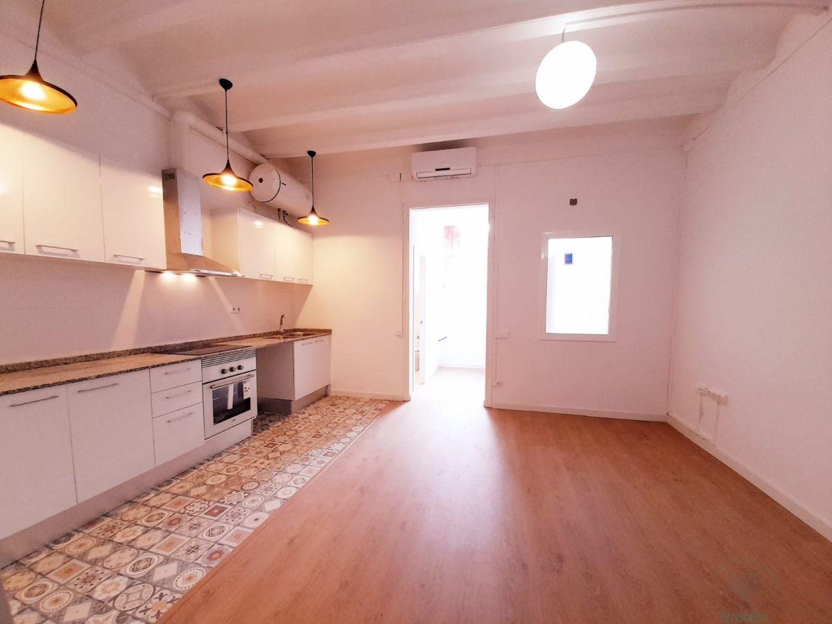 For rent of flat in Barcelona