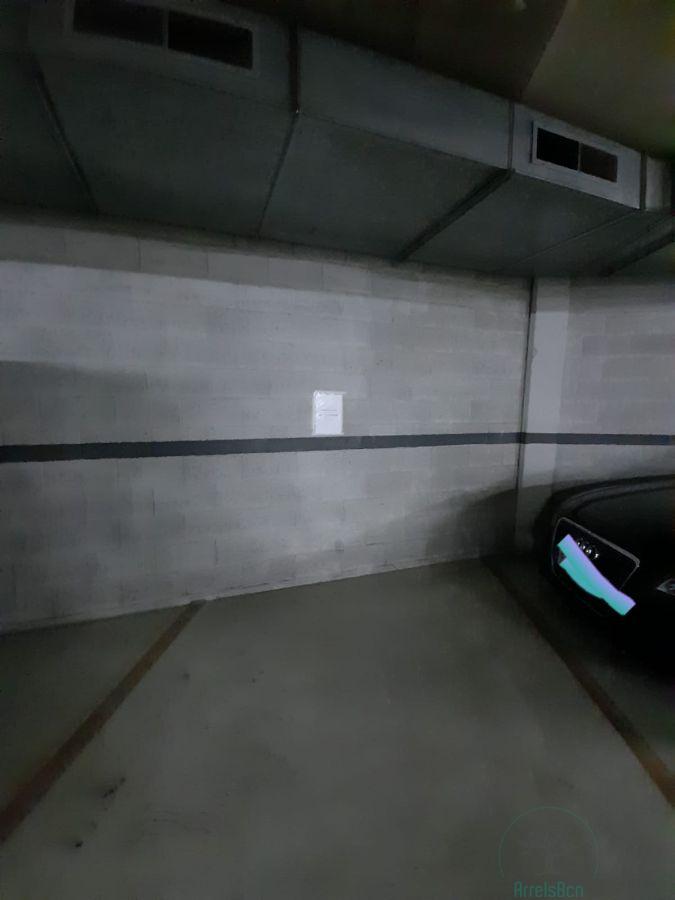 For rent of garage in Barcelona