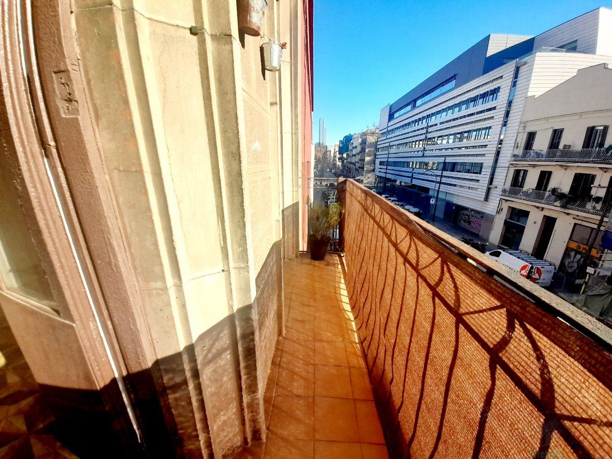 For rent of flat in Barcelona