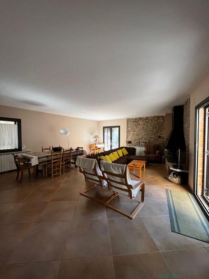 For sale of house in Cervera
