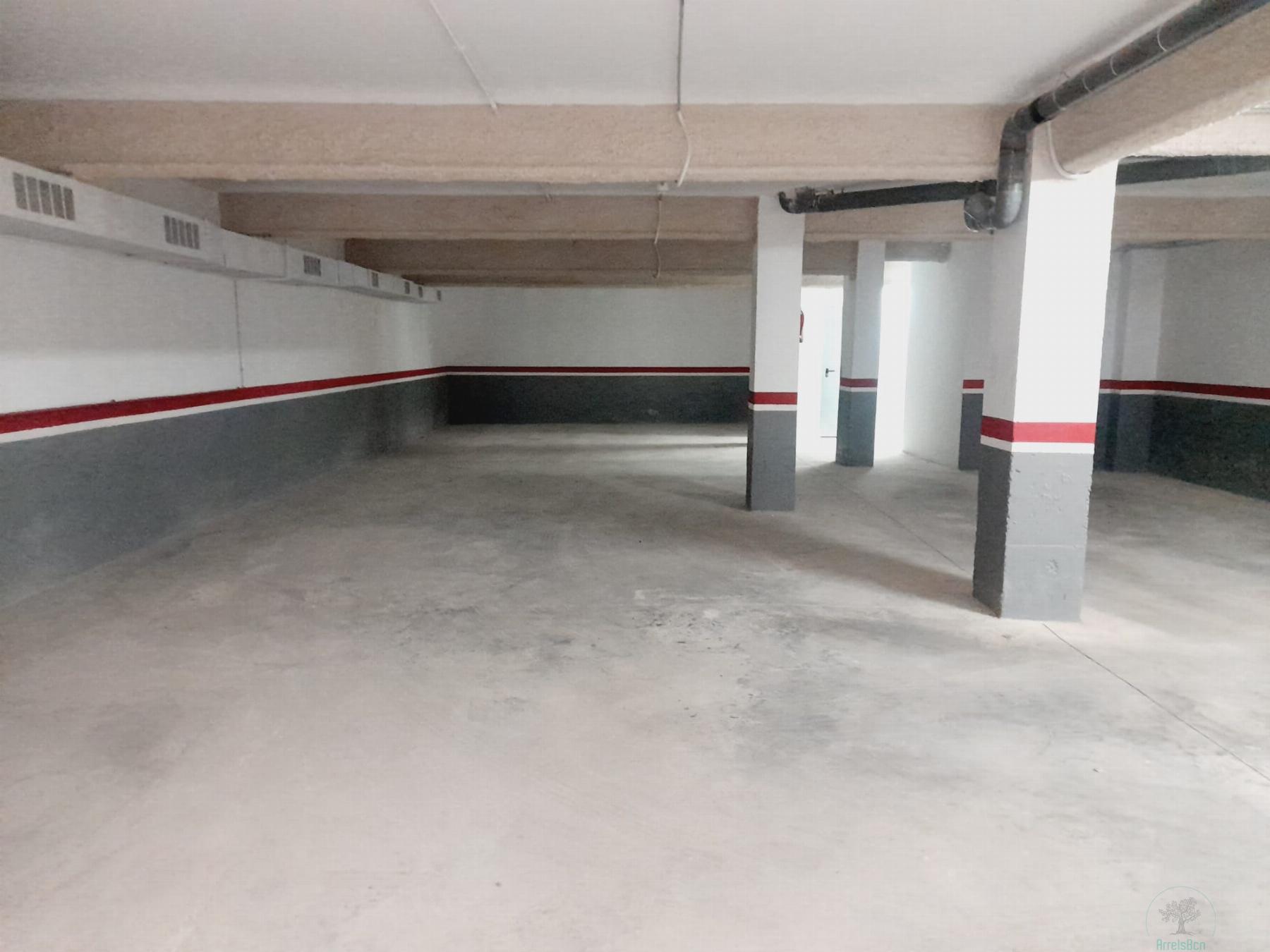 For sale of garage in Gavà