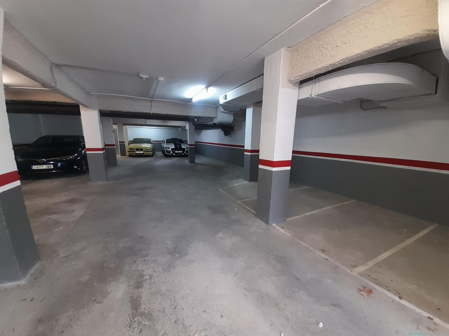 For sale of garage in Gavà