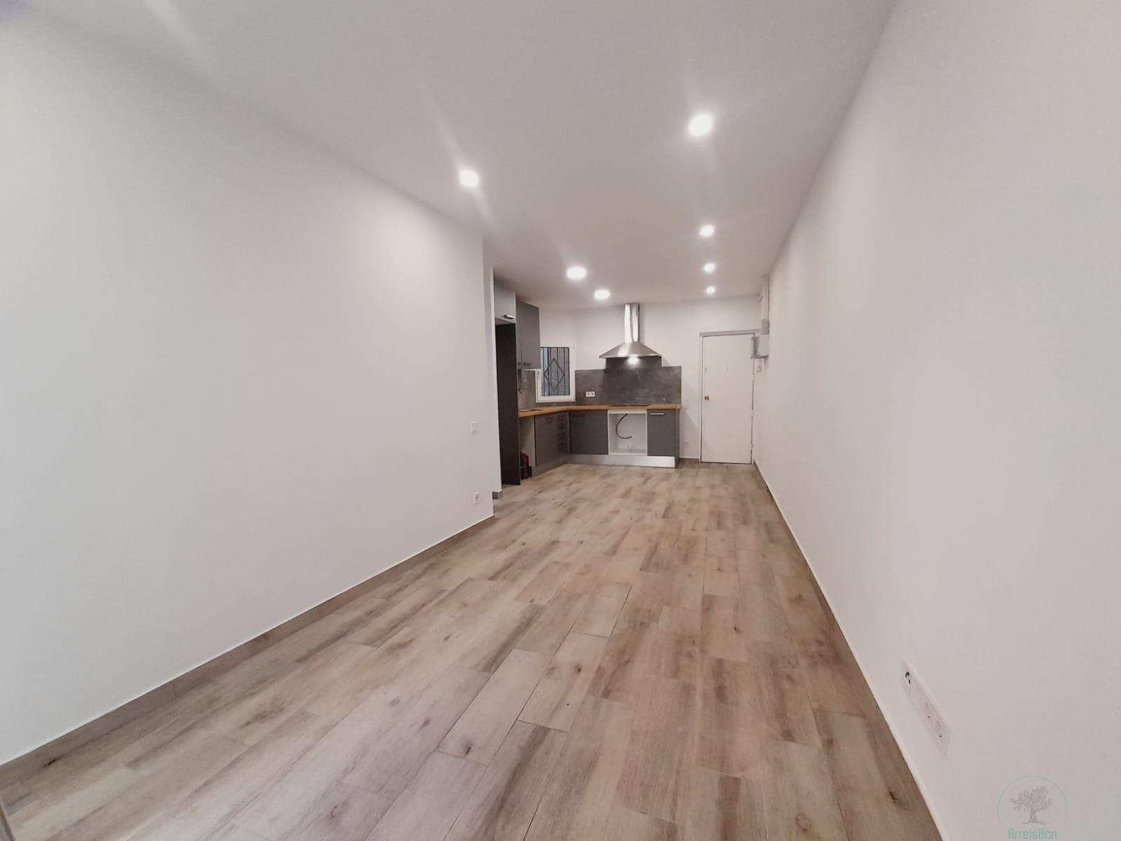 For rent of flat in Badalona