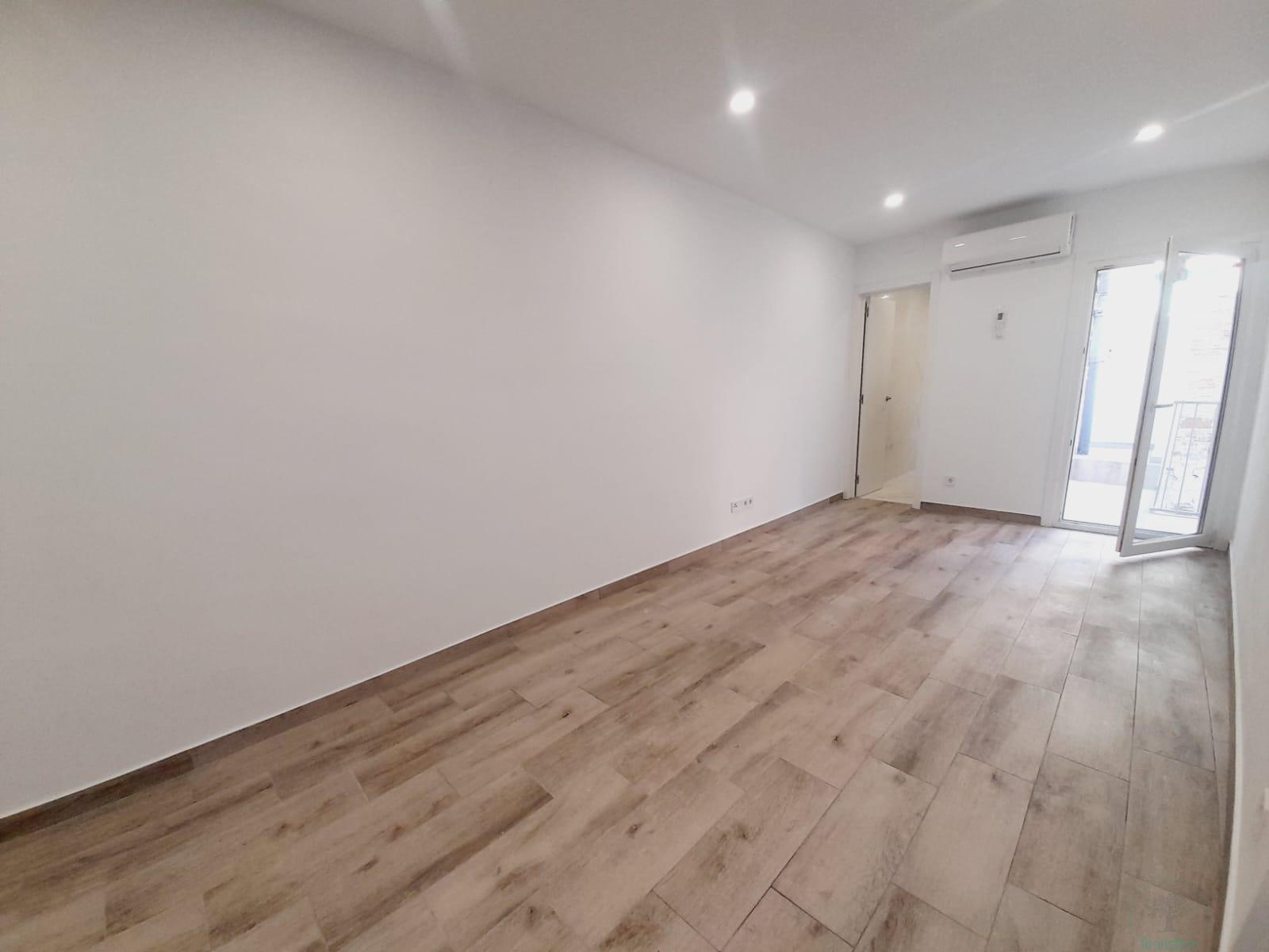 For rent of flat in Badalona