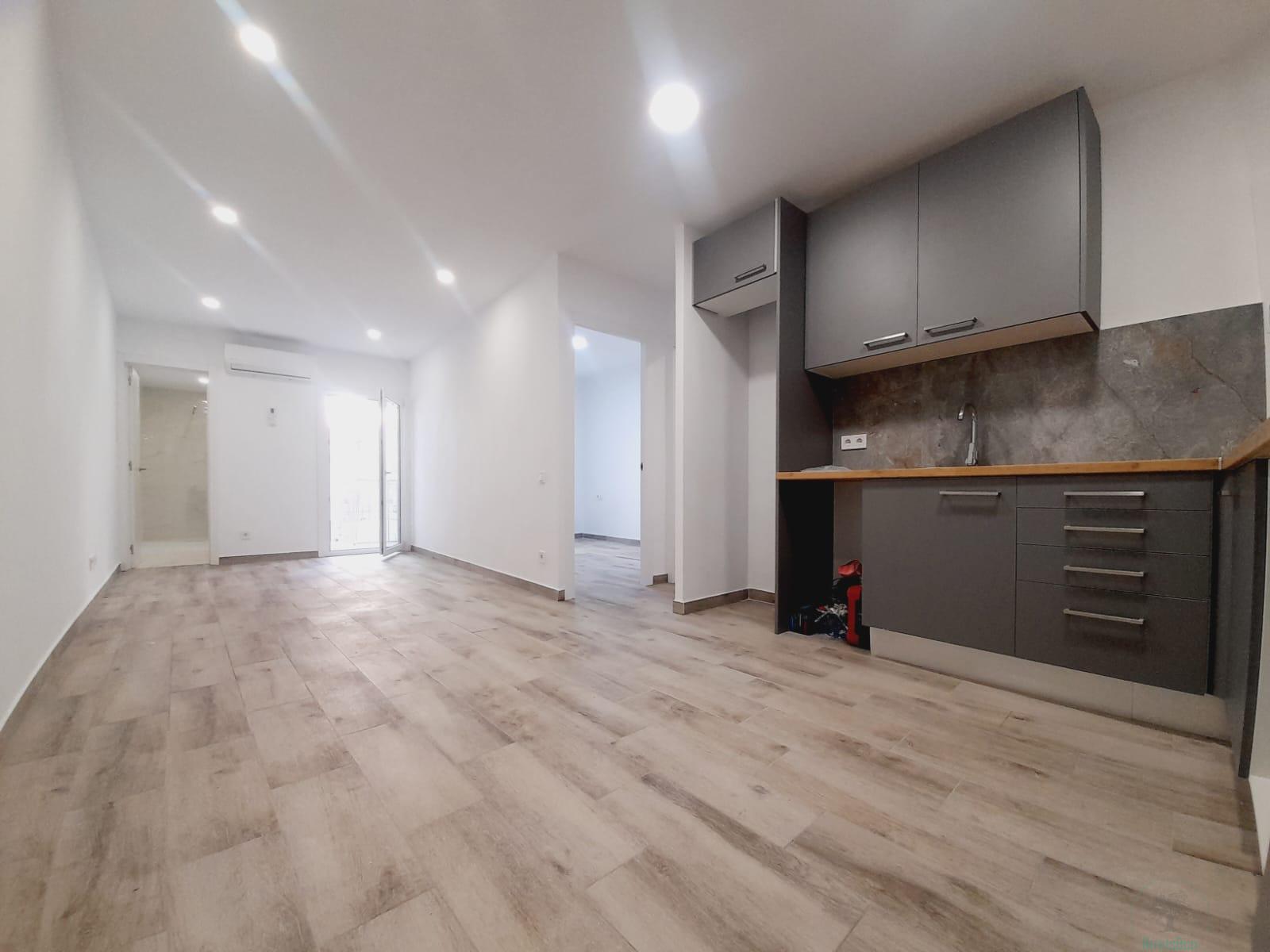 For rent of flat in Badalona