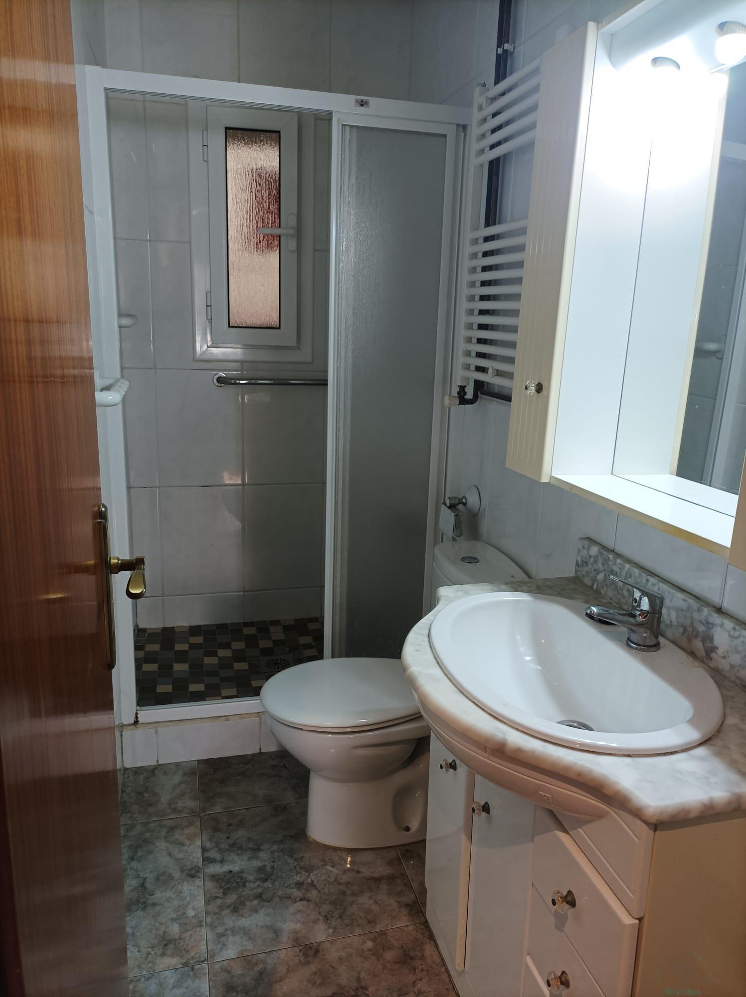 For sale of flat in Santa Coloma de Gramanet