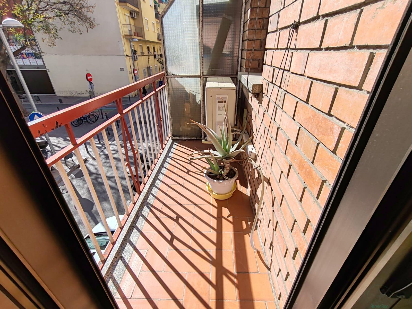 Venta de piso en Santa Coloma de Gramanet