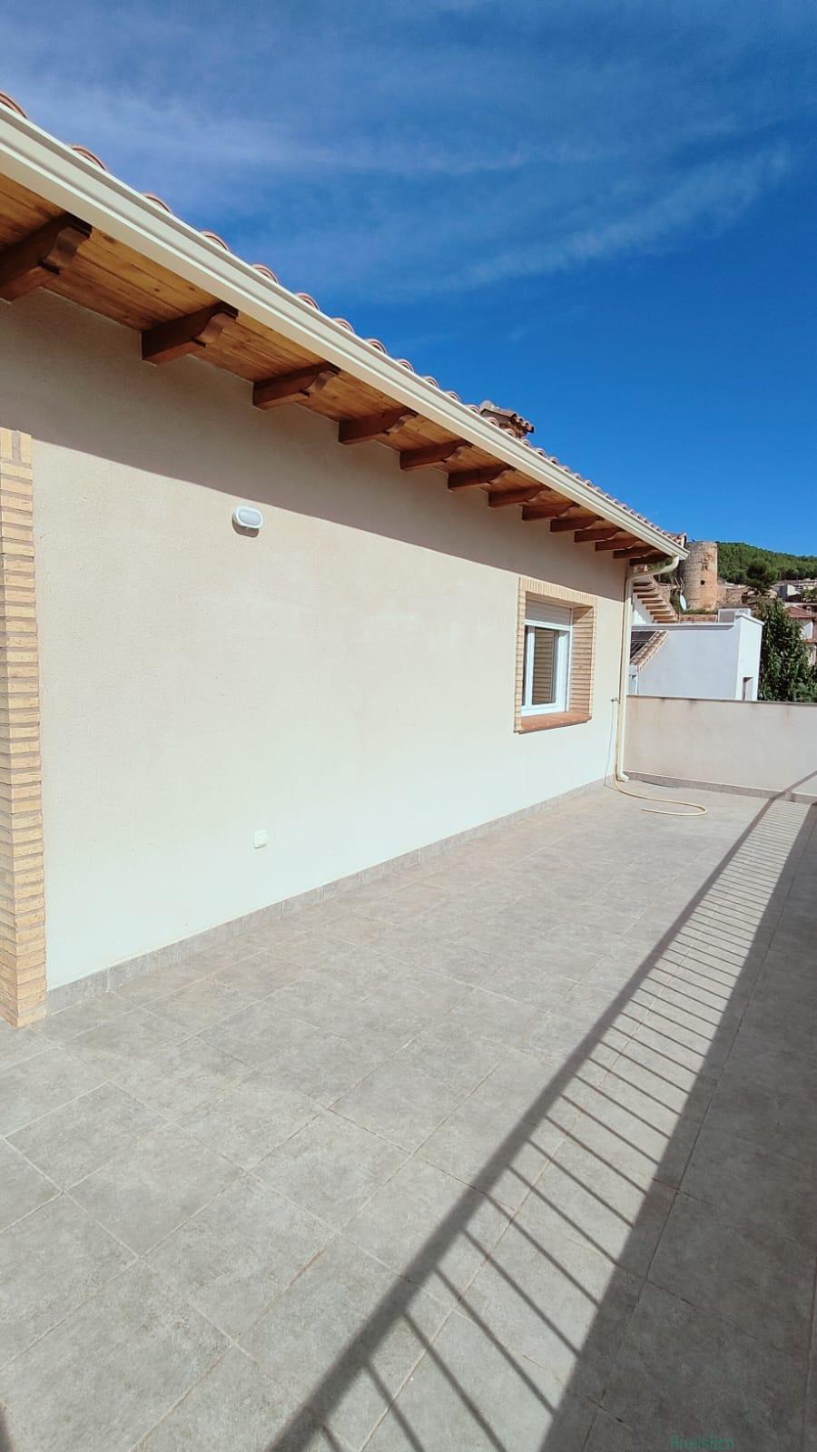 For sale of house in Jaén
