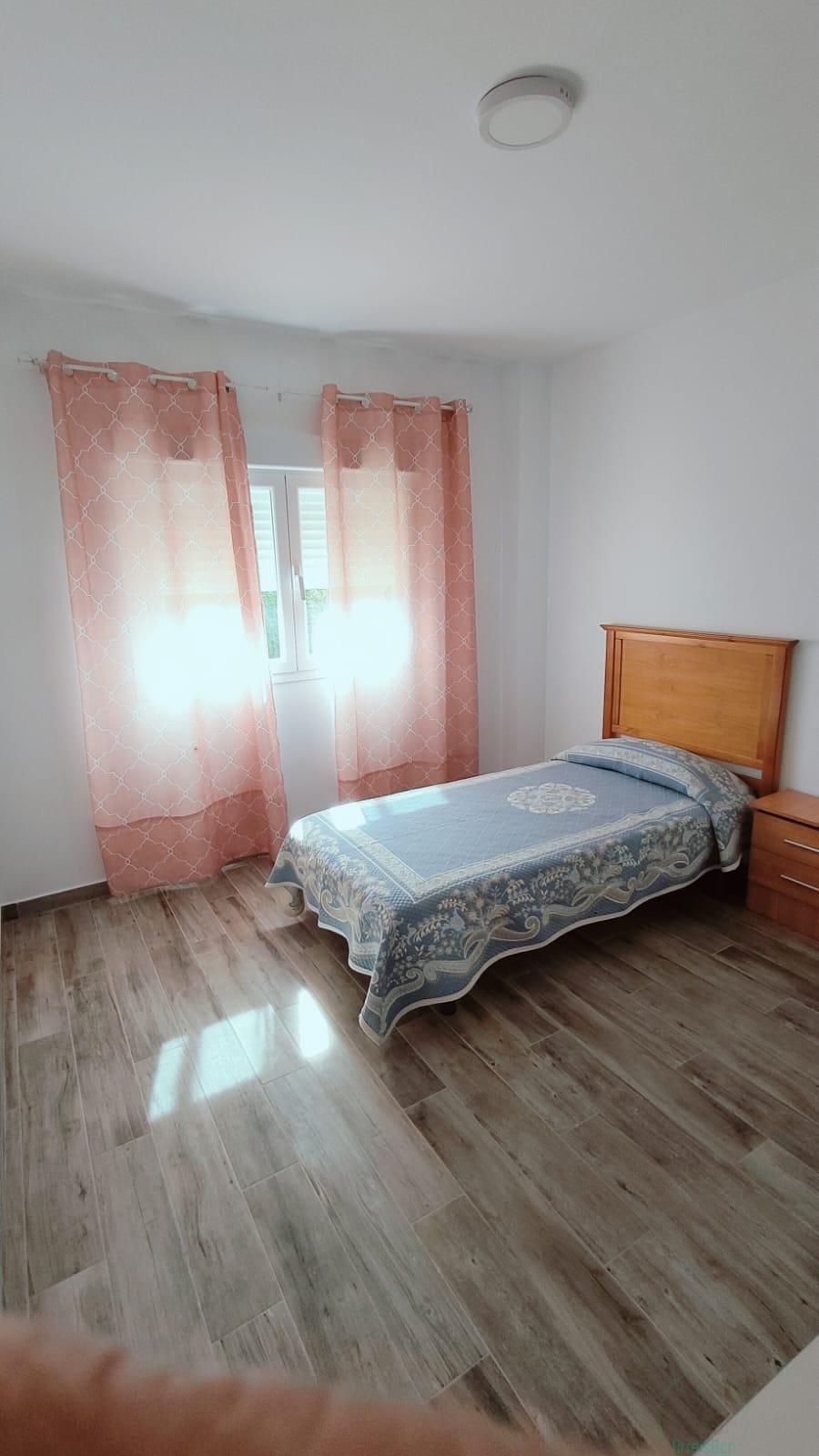 For sale of house in Jaén