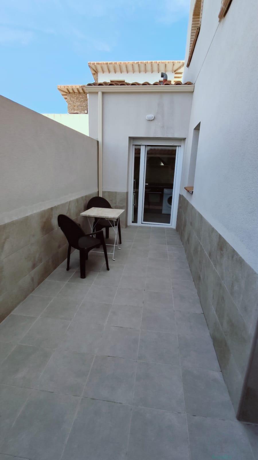 For sale of house in Jaén