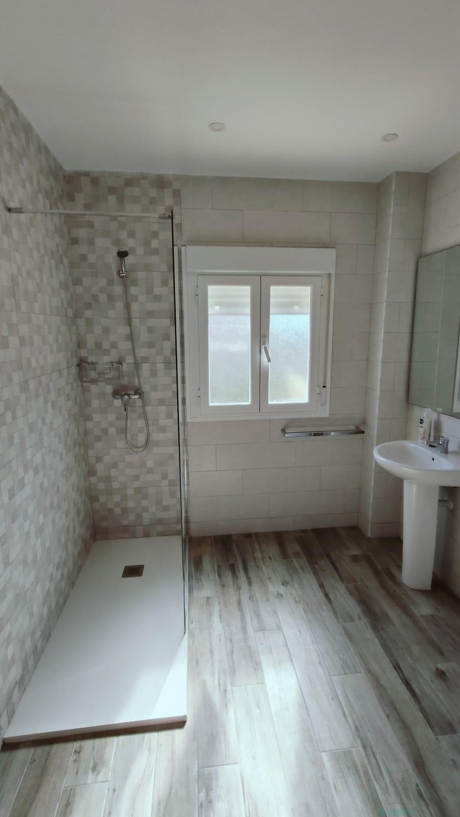 For sale of house in Jaén