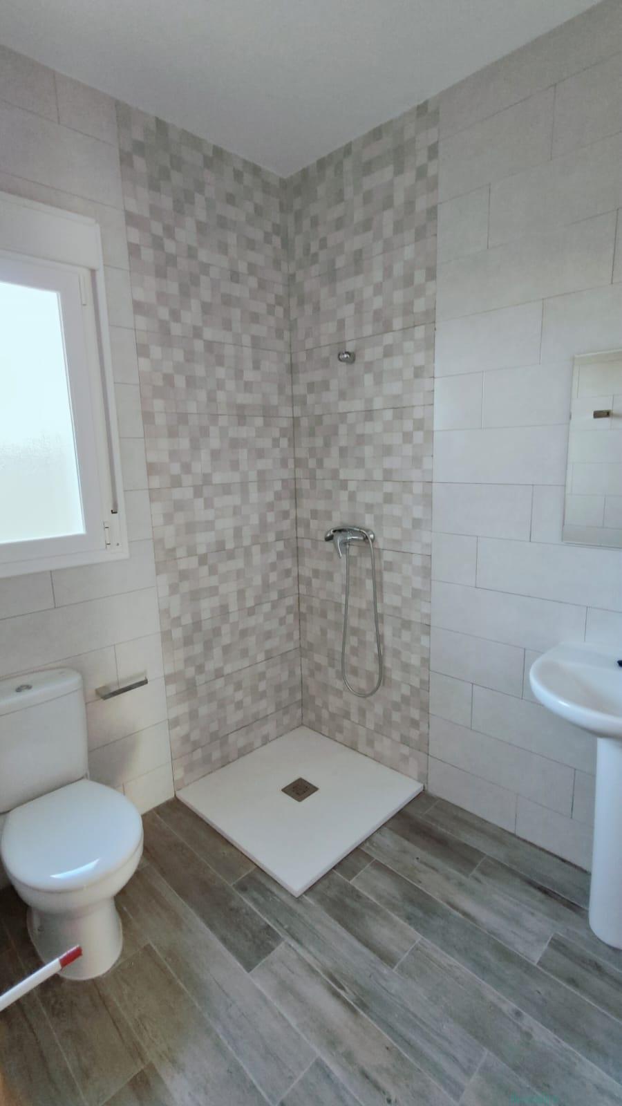 For sale of house in Jaén