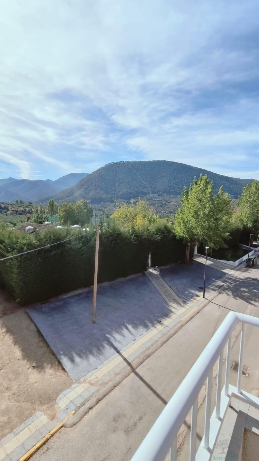 For sale of house in Jaén