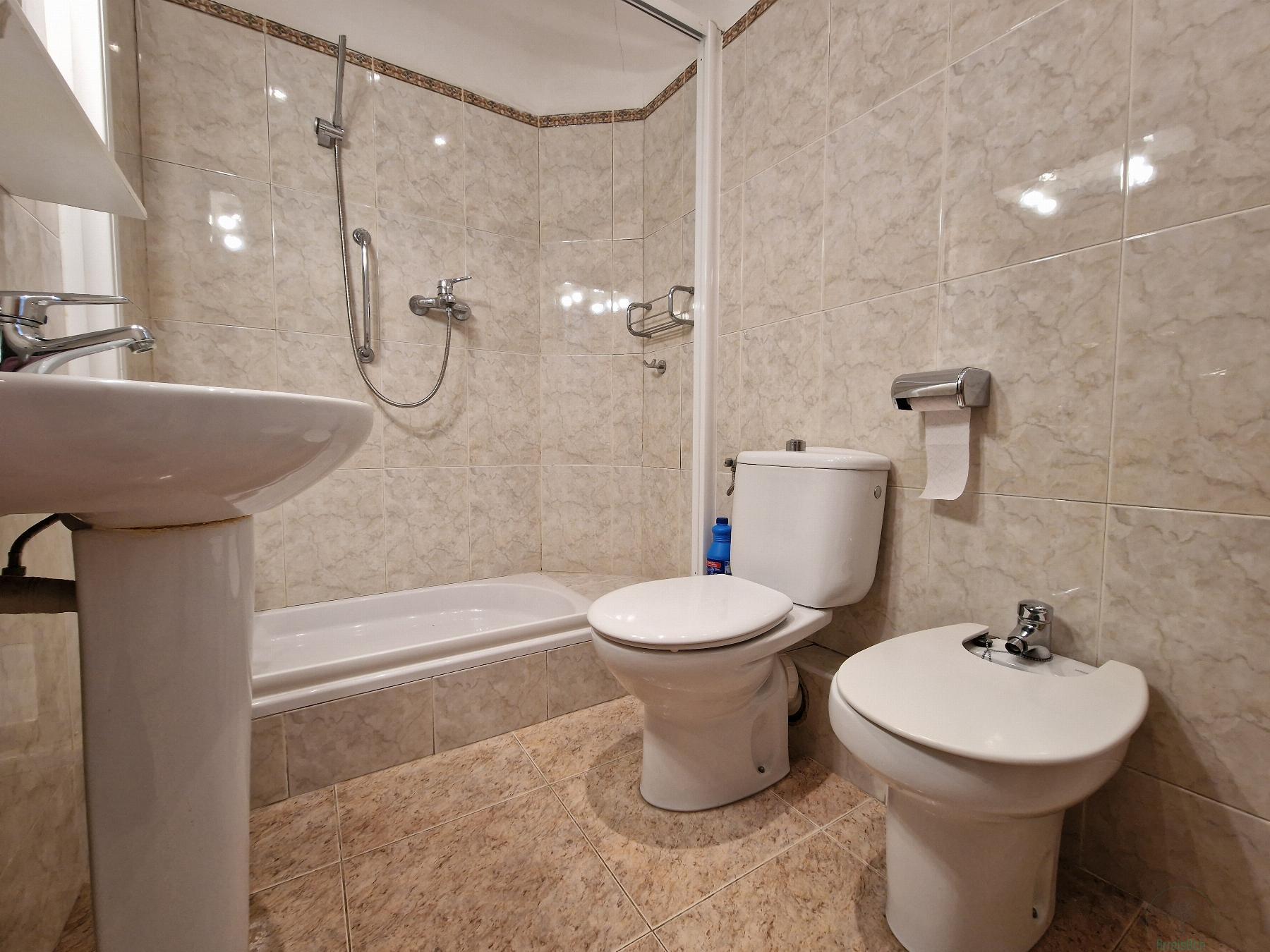 For sale of flat in Barcelona