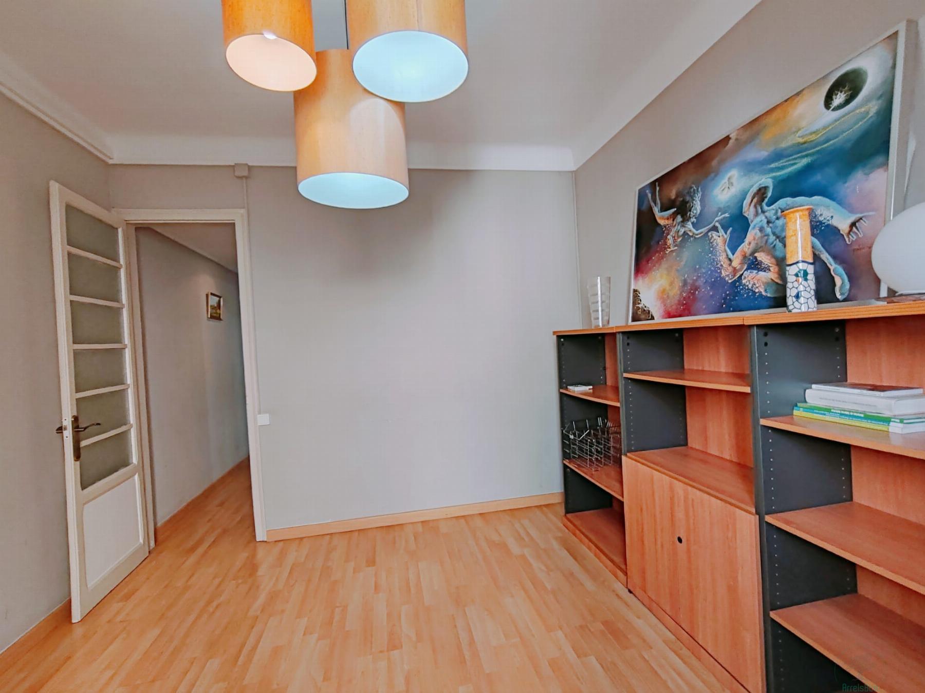For sale of flat in Barcelona