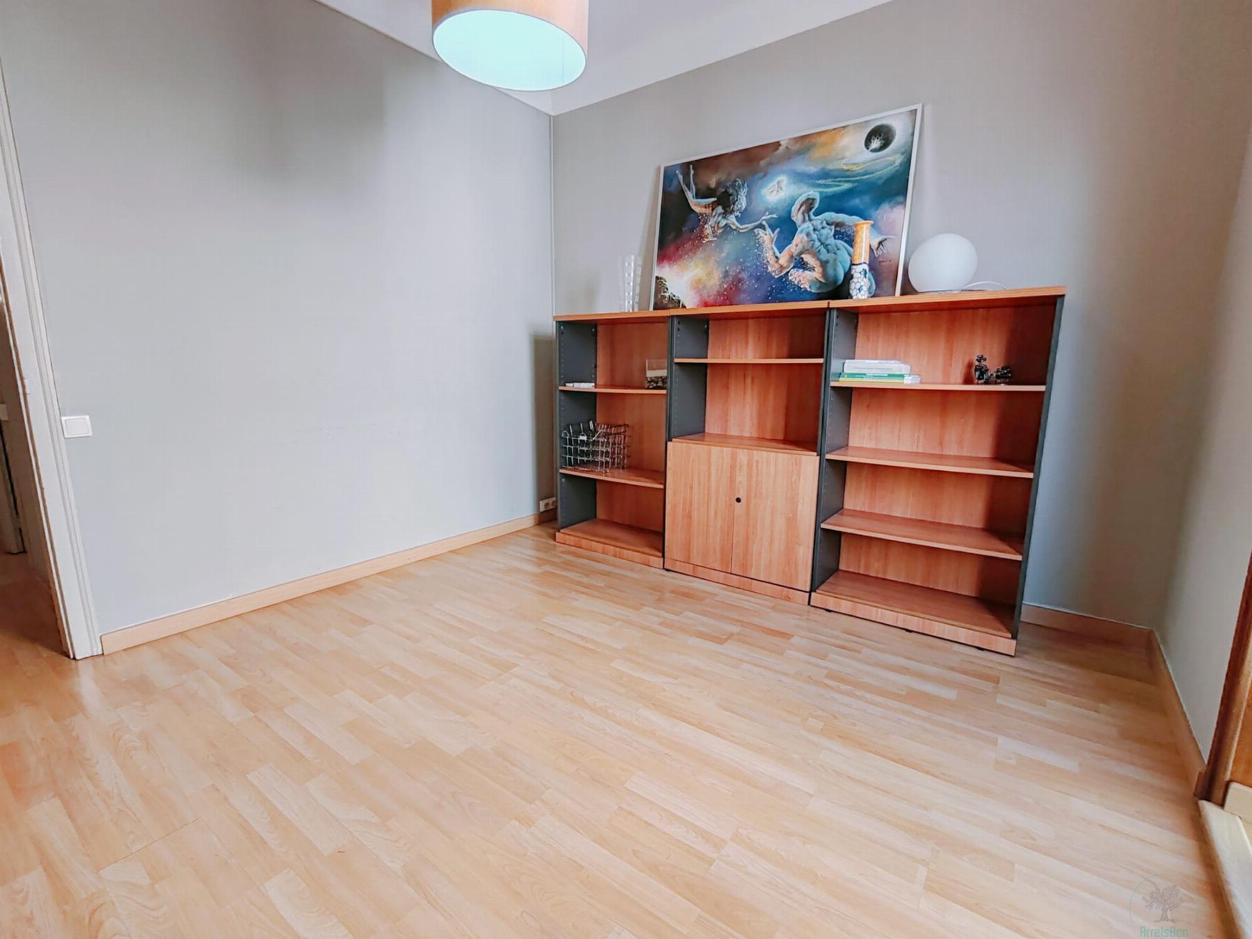For sale of flat in Barcelona