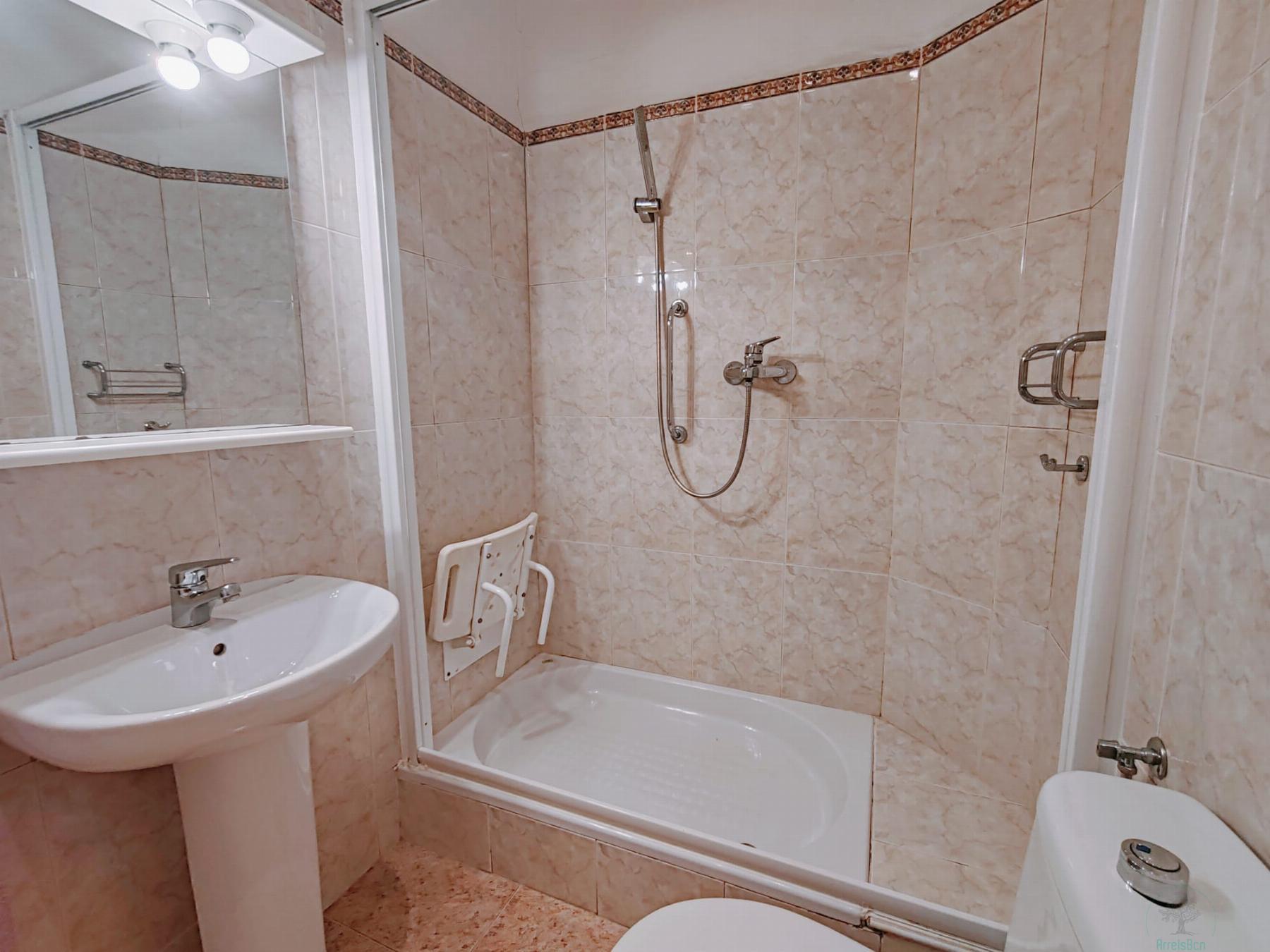 For sale of flat in Barcelona