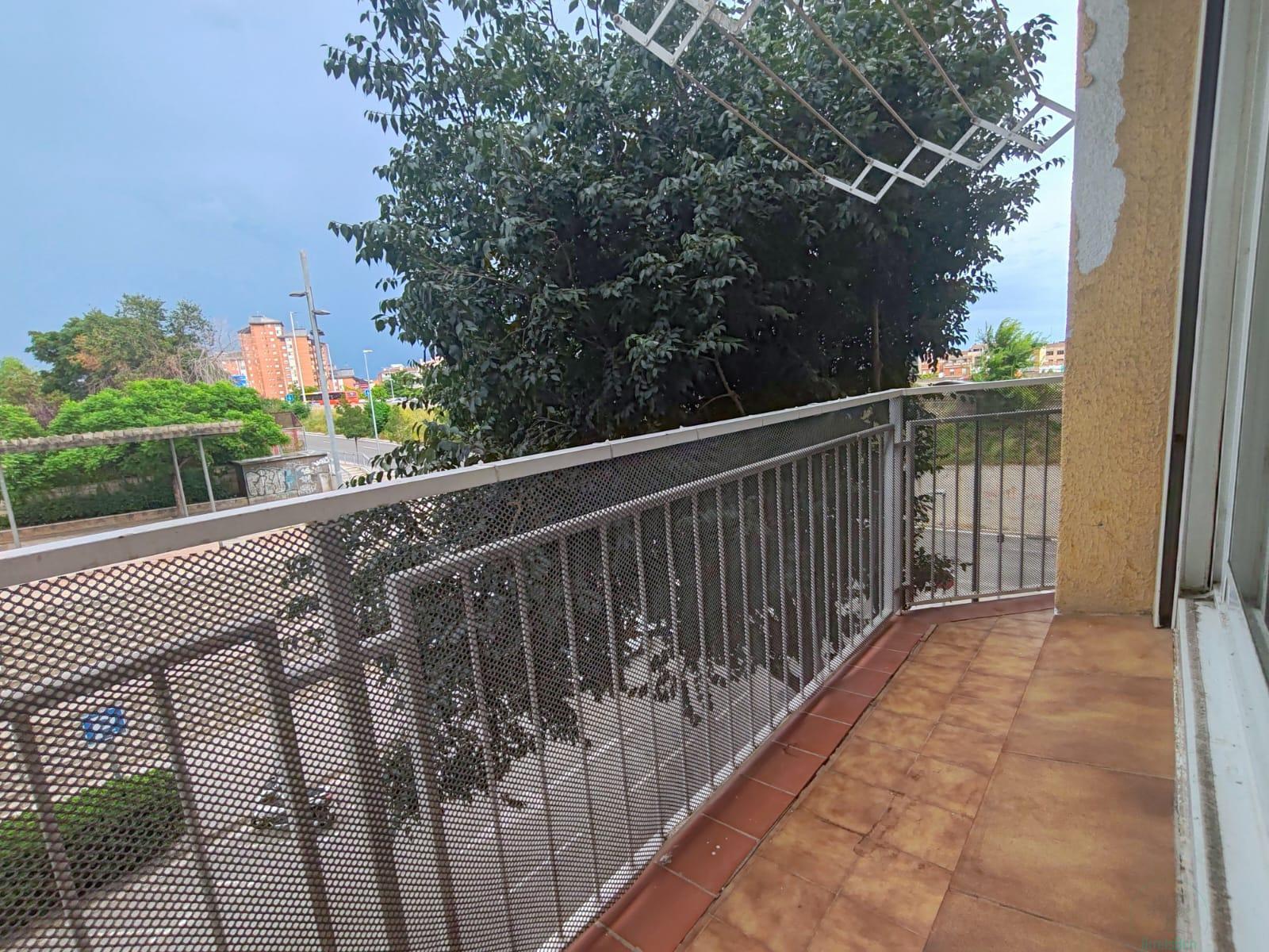 For sale of flat in Badalona