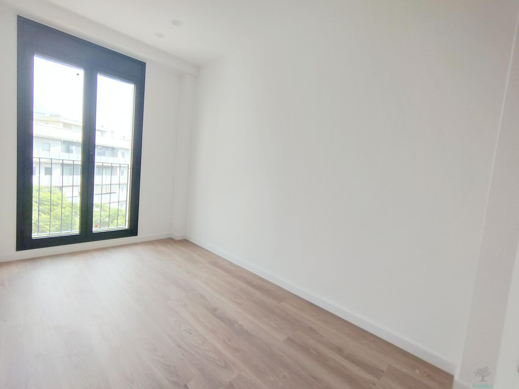 For sale of flat in Barcelona