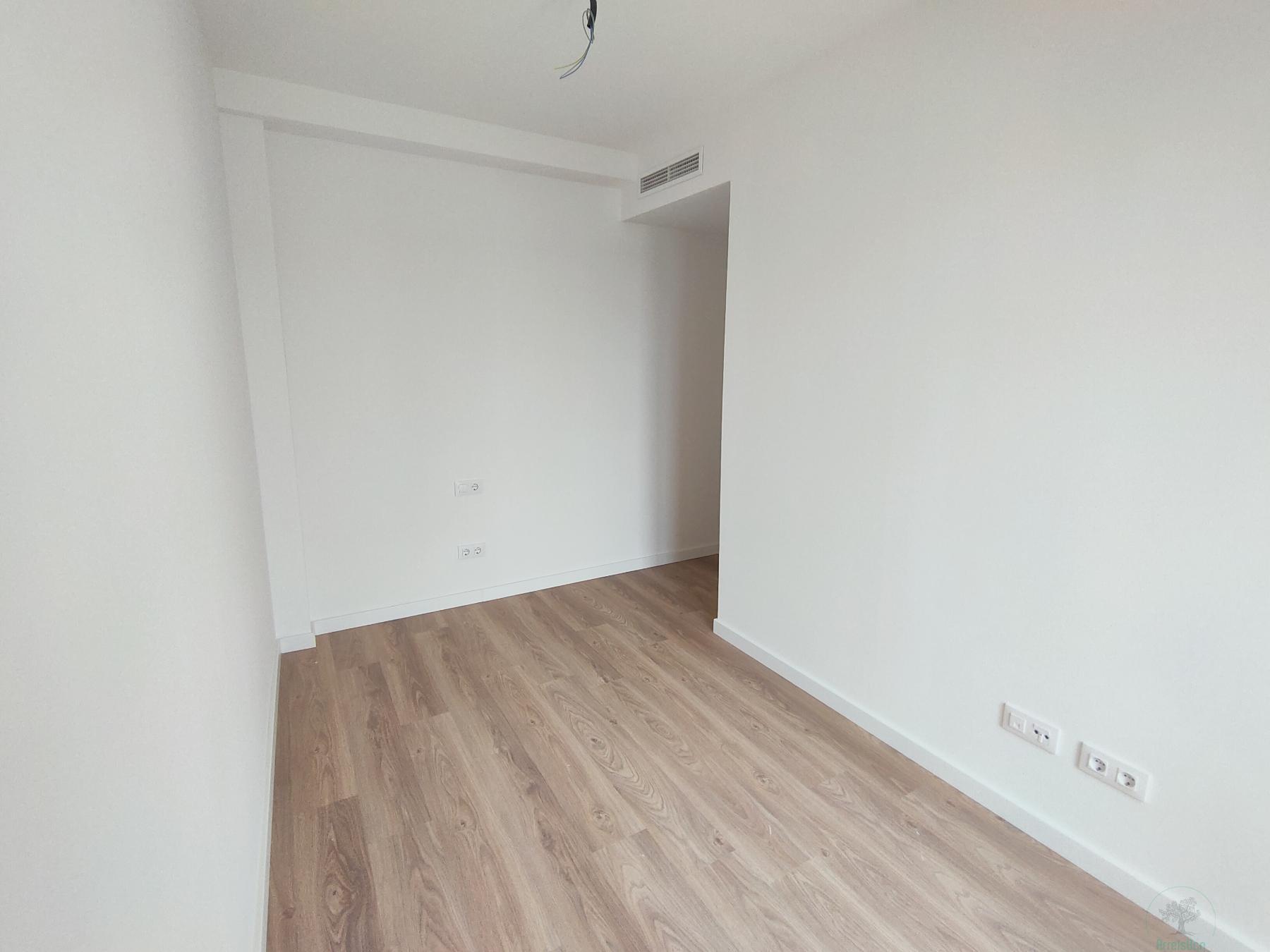 For sale of flat in Barcelona