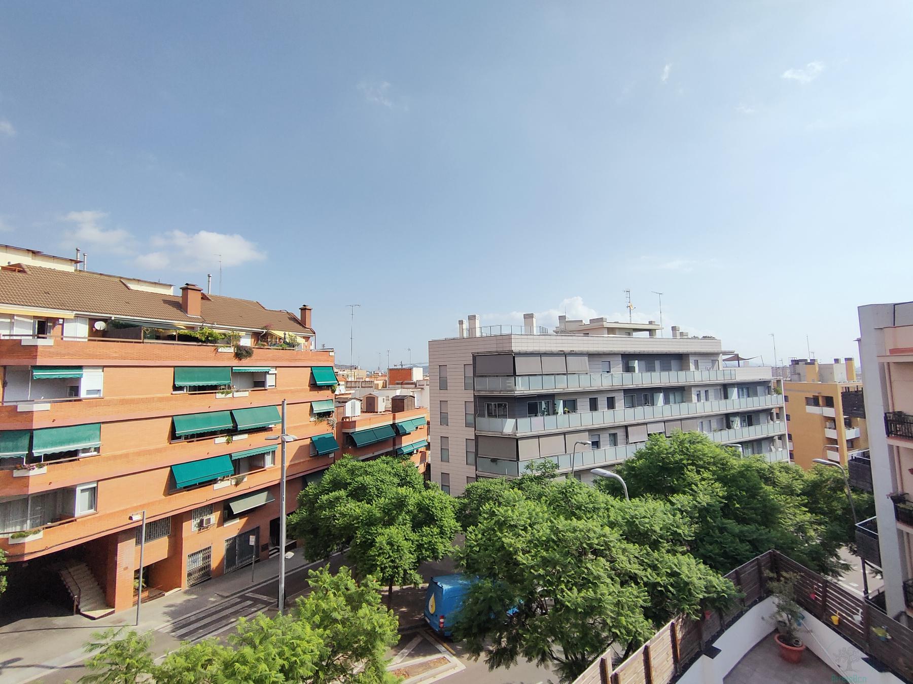 For sale of flat in Barcelona