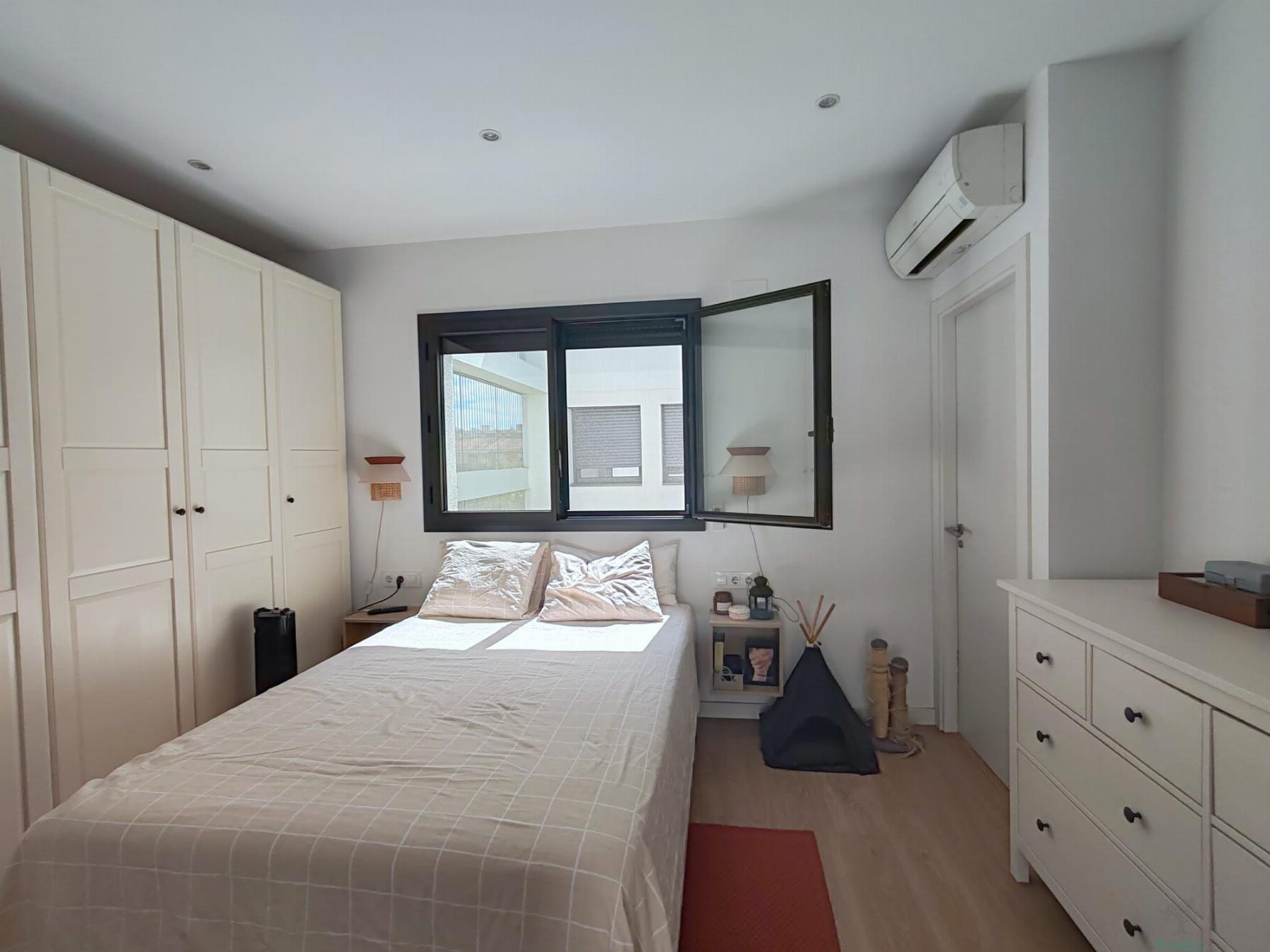 For rent of penthouse in Molins de Rei