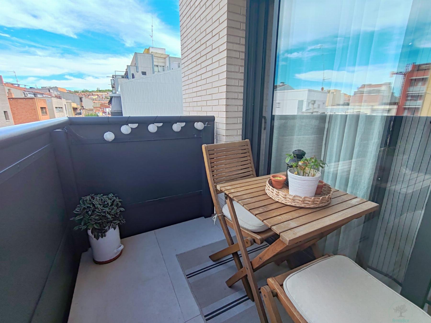 For rent of penthouse in Molins de Rei