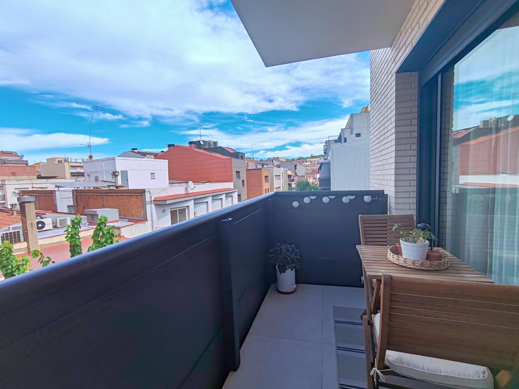 For rent of penthouse in Molins de Rei