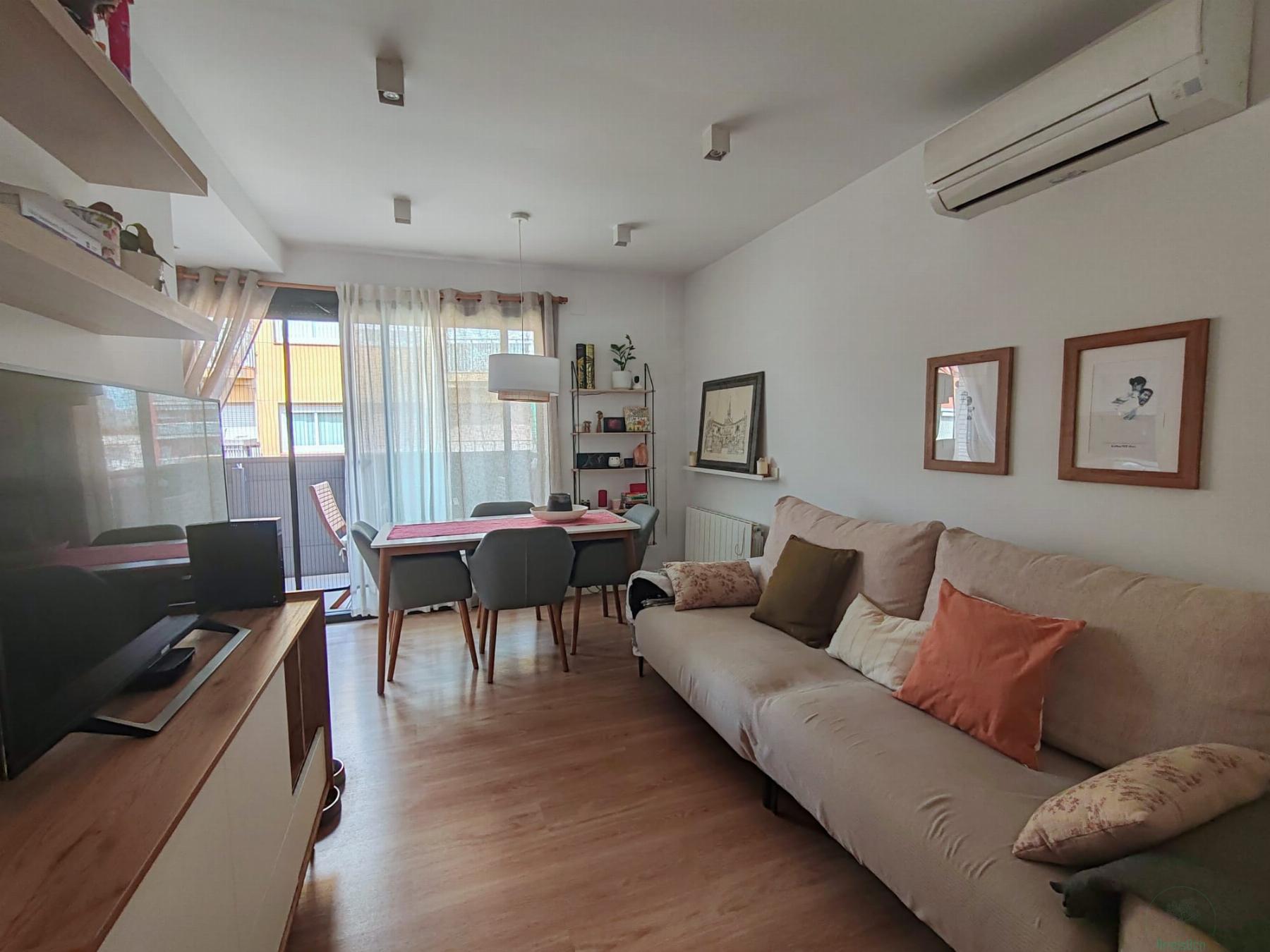 For rent of penthouse in Molins de Rei