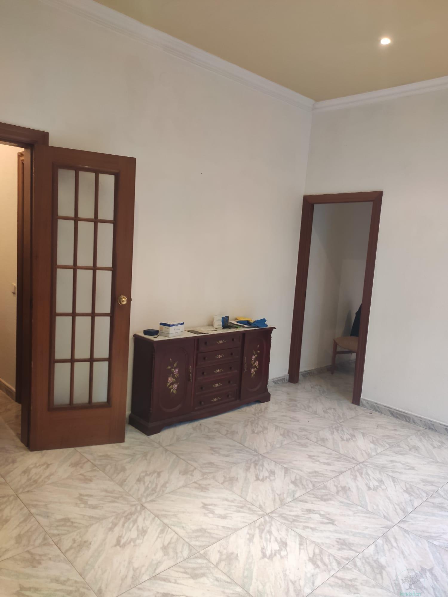 For sale of flat in Barcelona