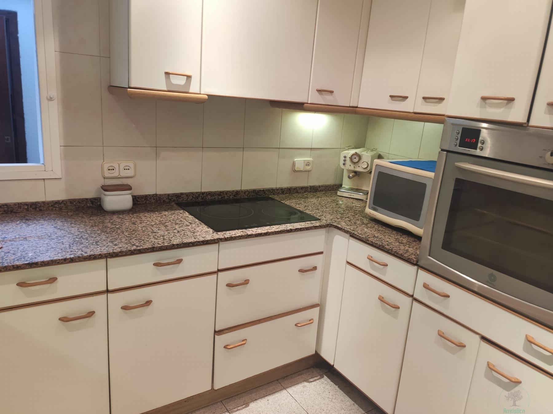 For sale of flat in Barcelona